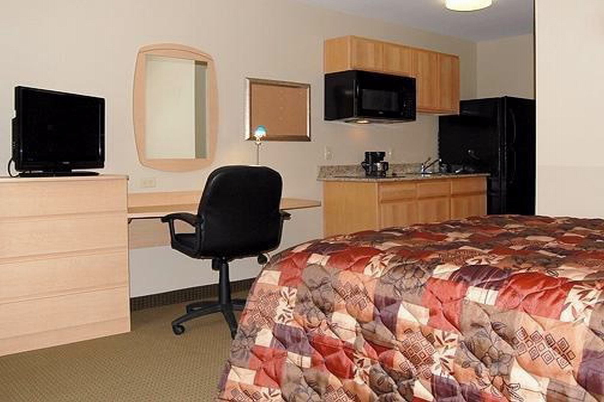Studio 6 Lenexa, KS - Overland Park