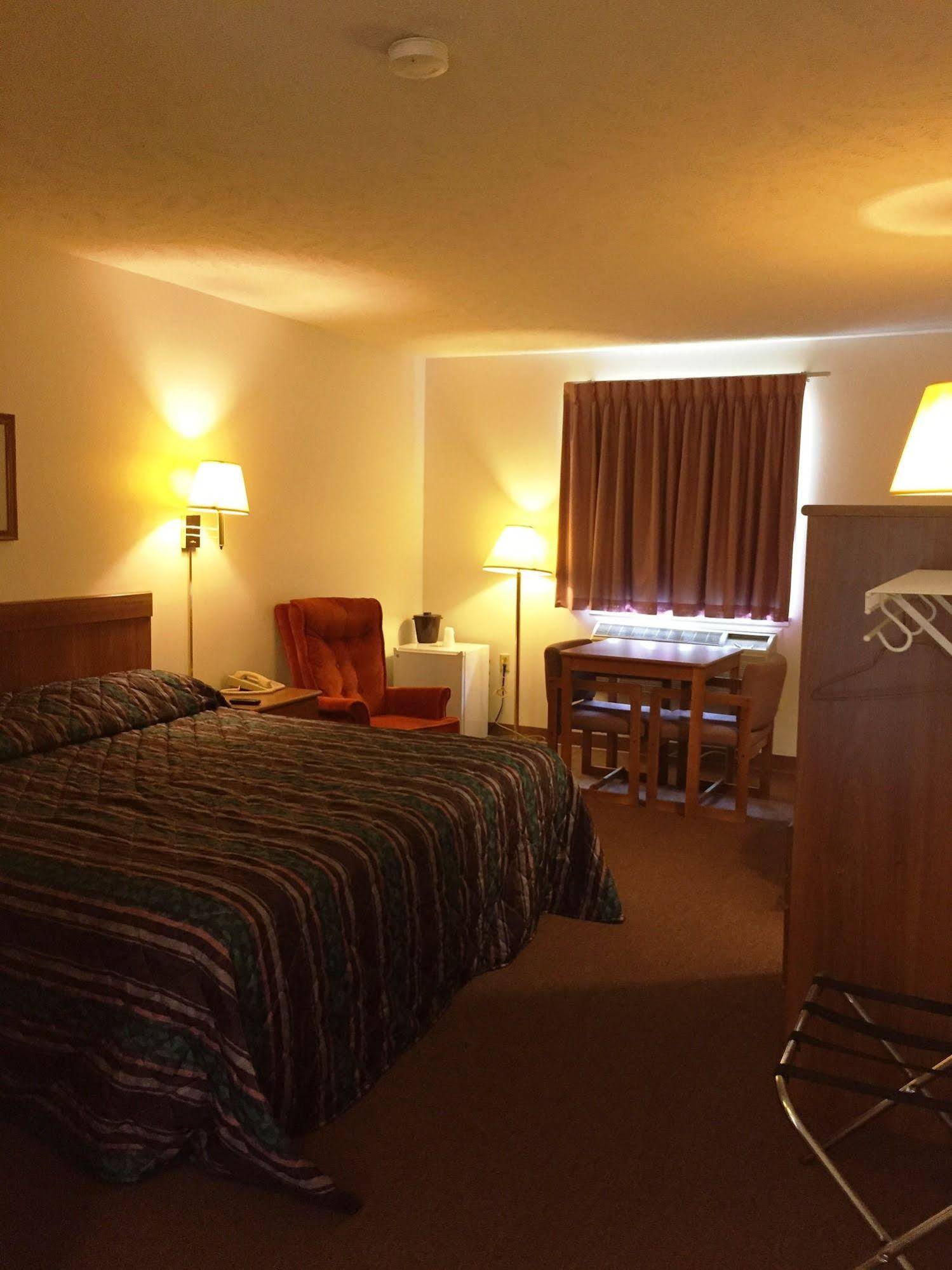 Coronado Motel & RV Park