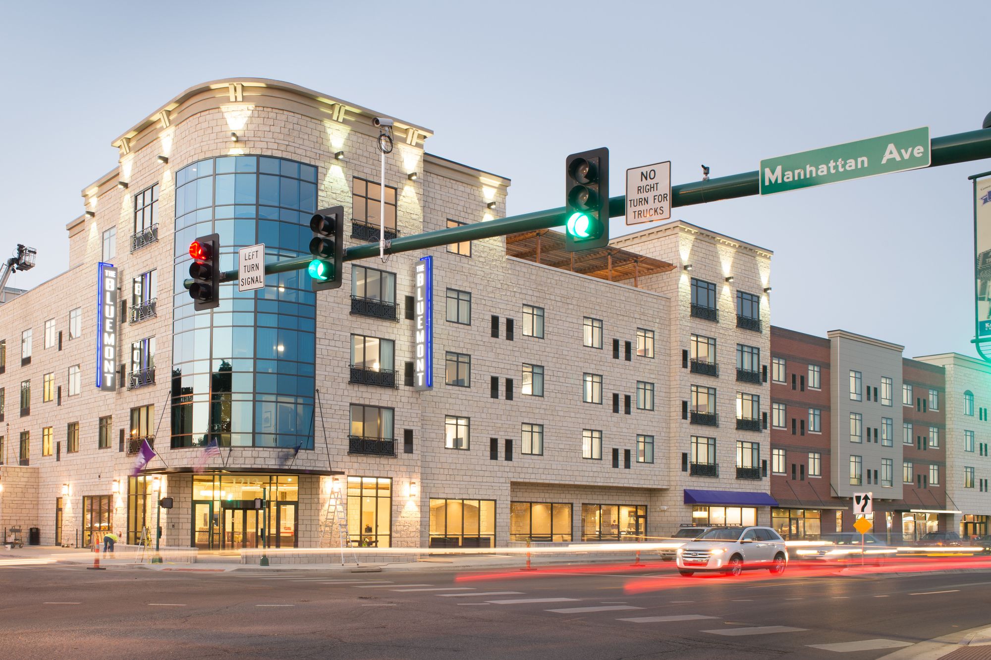 Bluemont Hotel