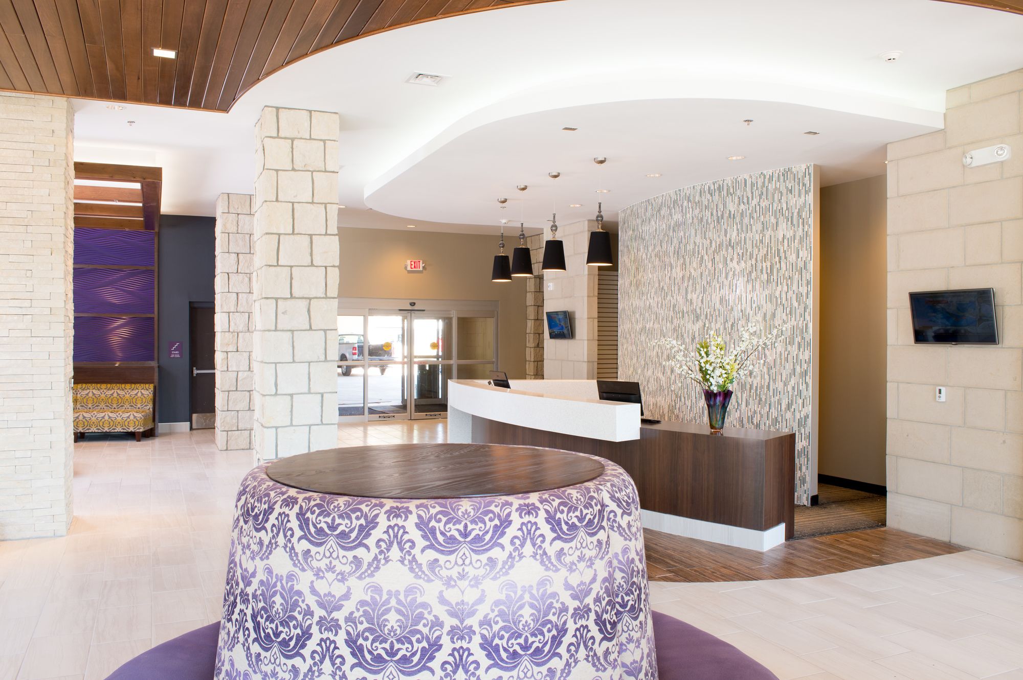 Bluemont Hotel
