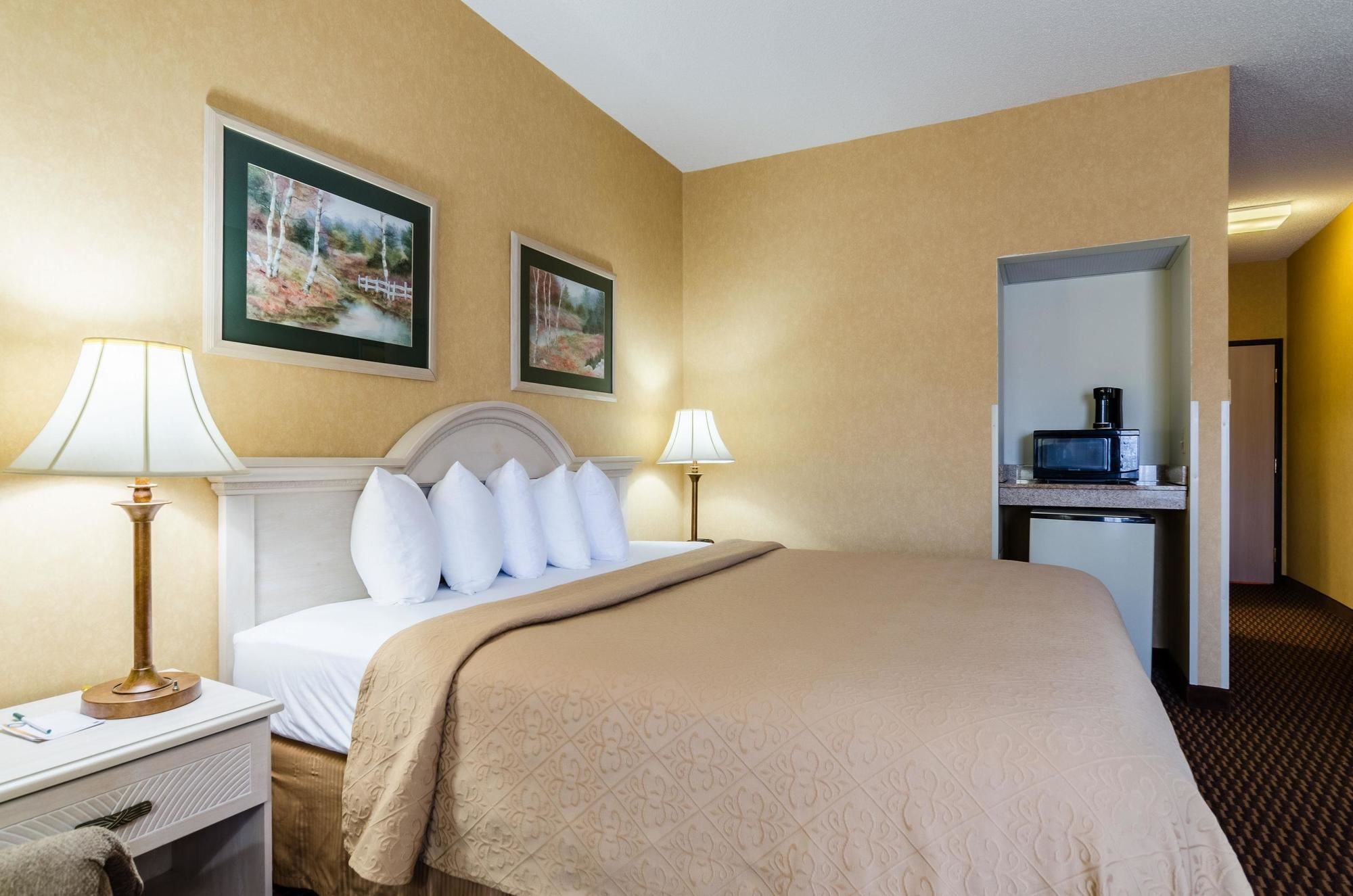 Quality Inn & Suites