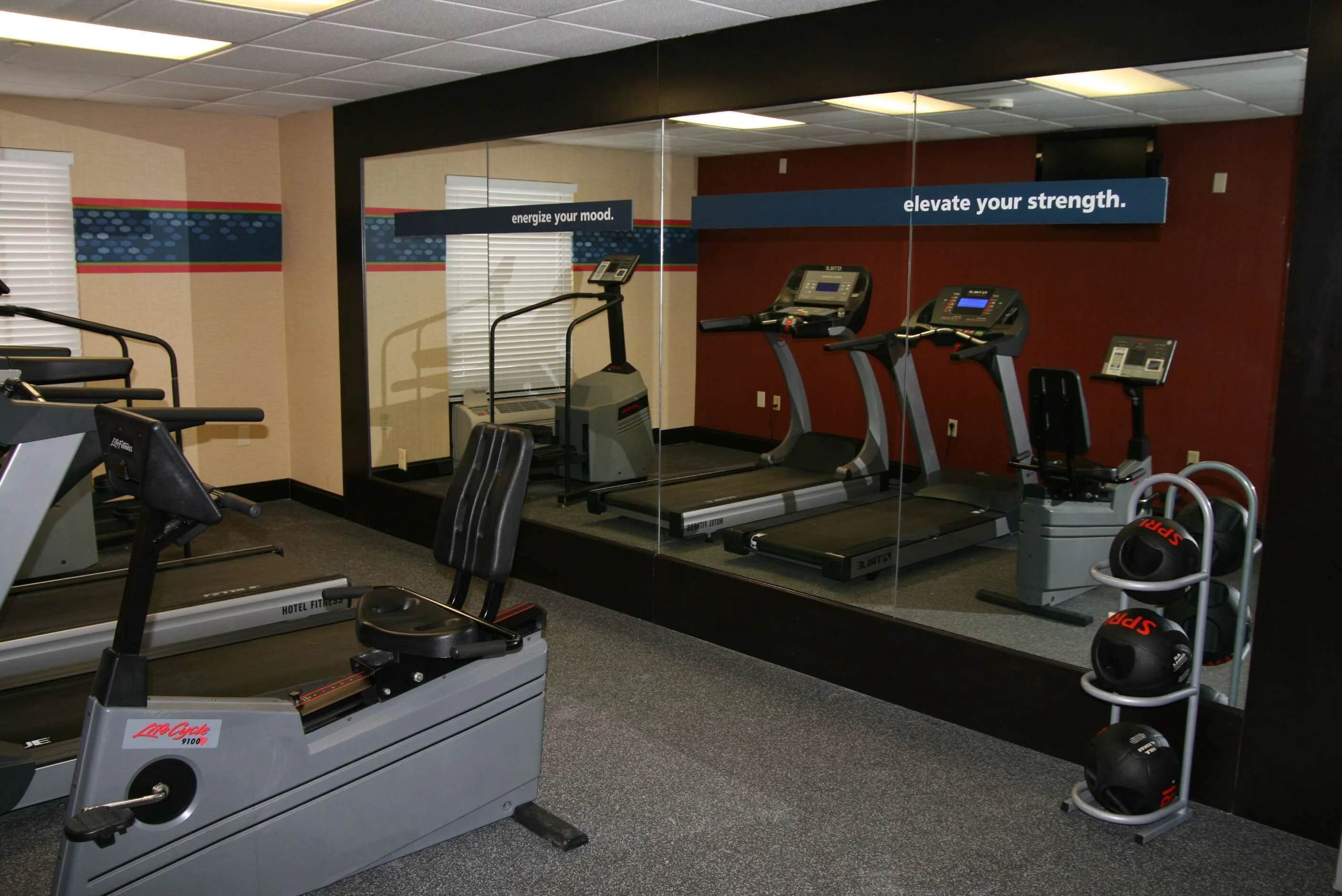 Hampton Inn & Suites Kansas City/Merriam