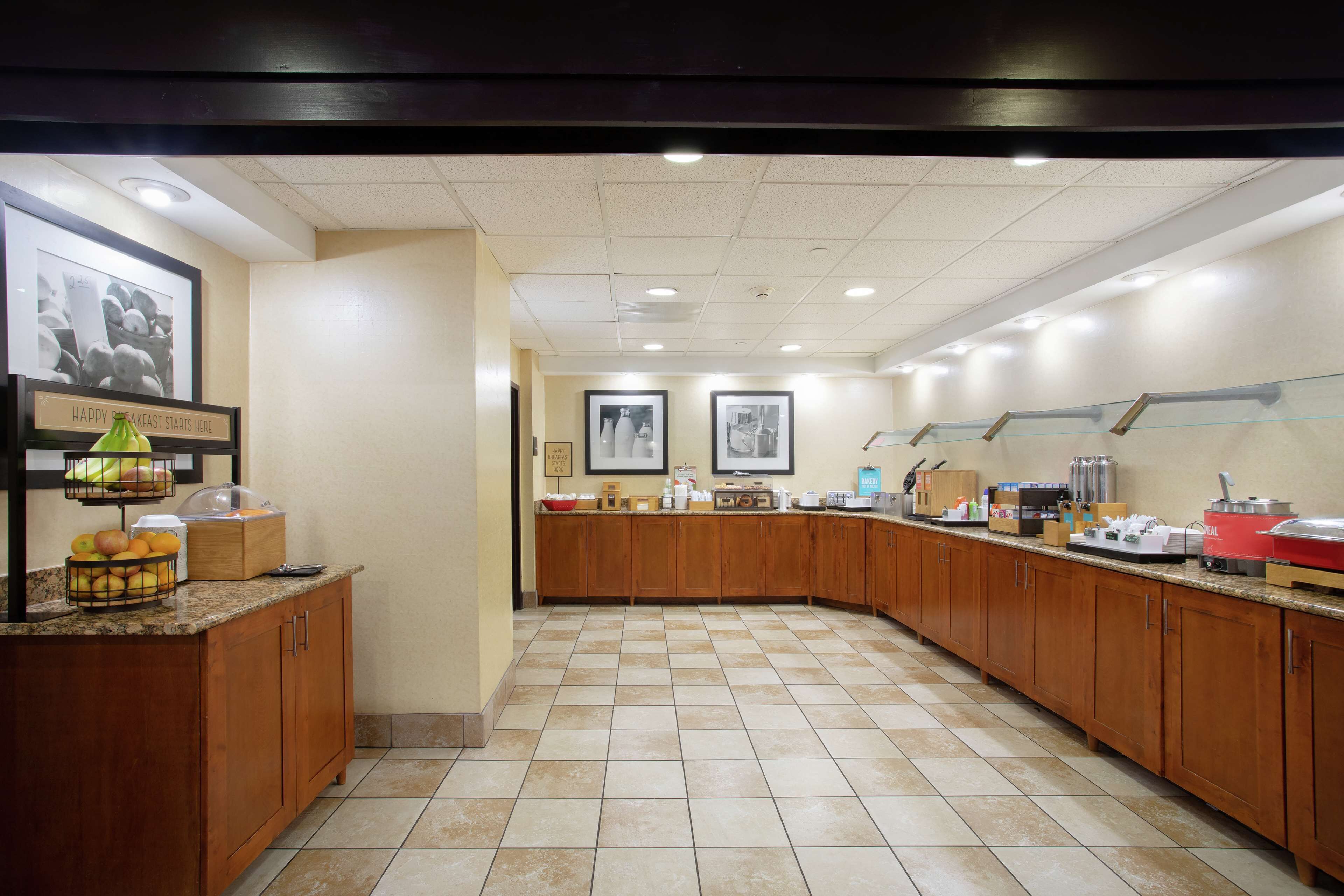 Hampton Inn & Suites Kansas City/Merriam