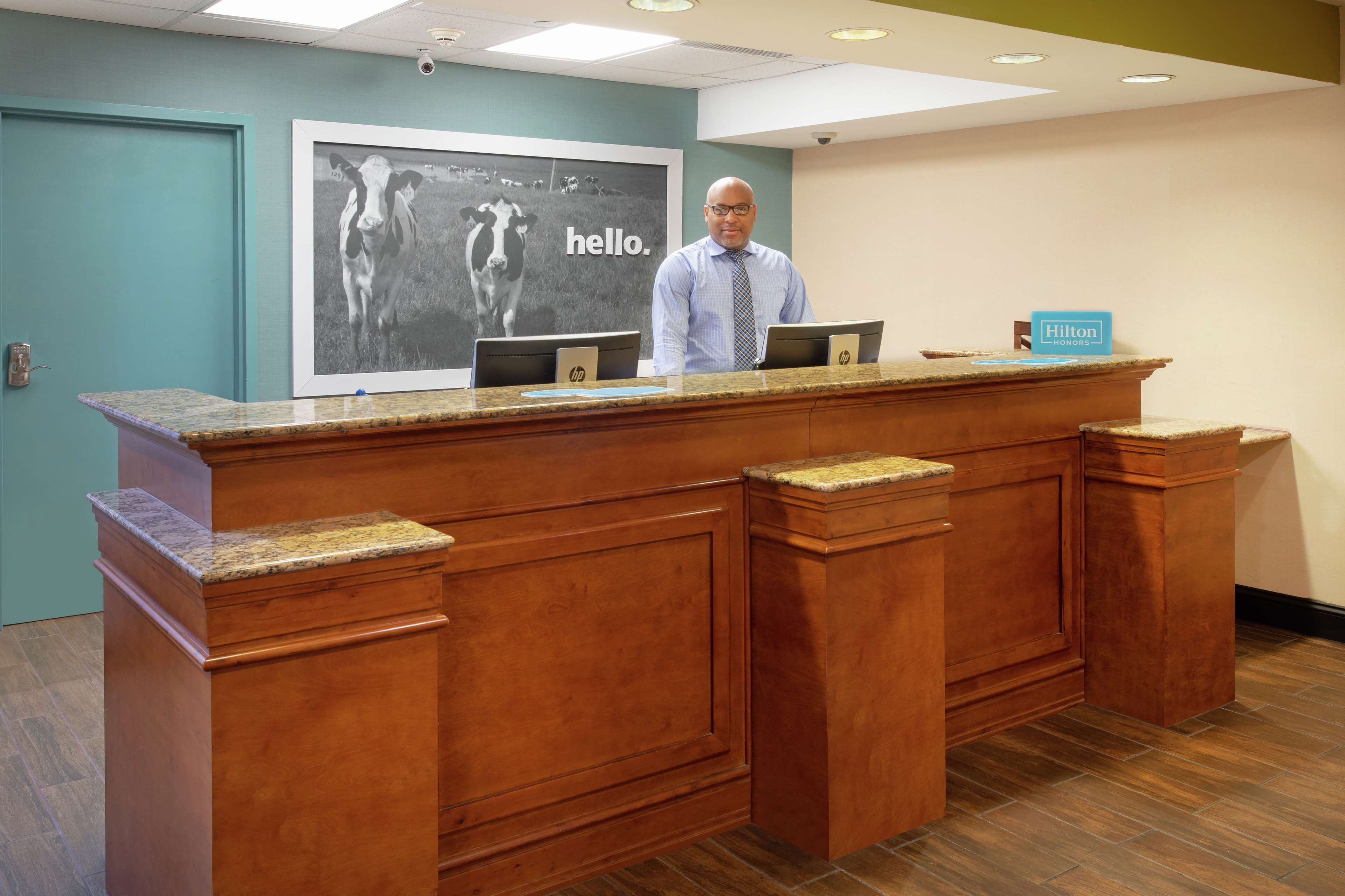 Hampton Inn & Suites Kansas City/Merriam