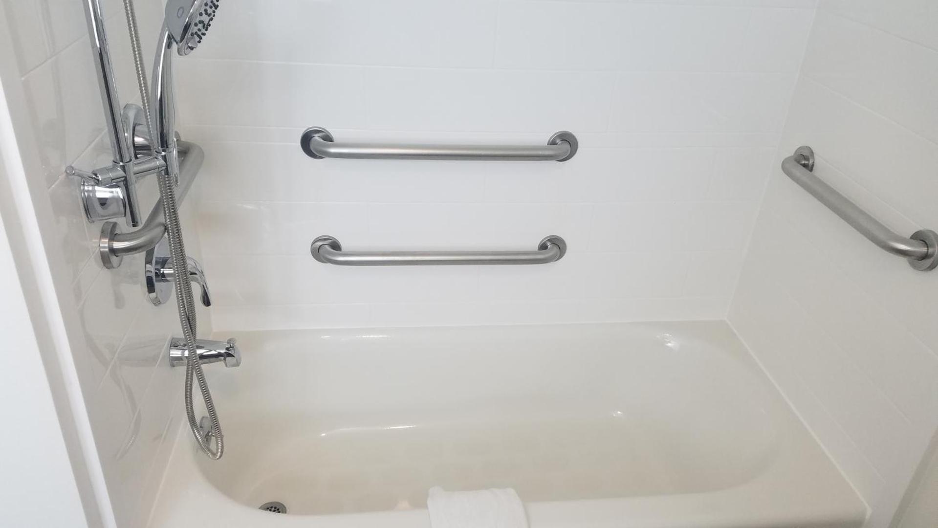 Hampton Inn & Suites Kansas City/Merriam