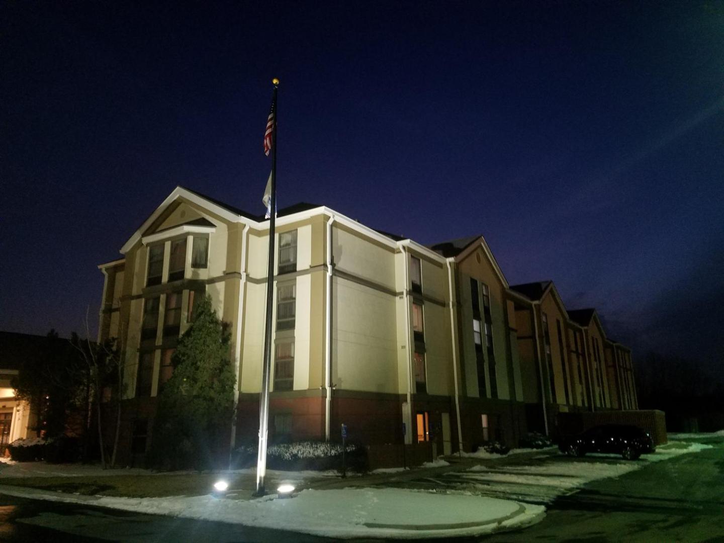 Hampton Inn & Suites Kansas City/Merriam