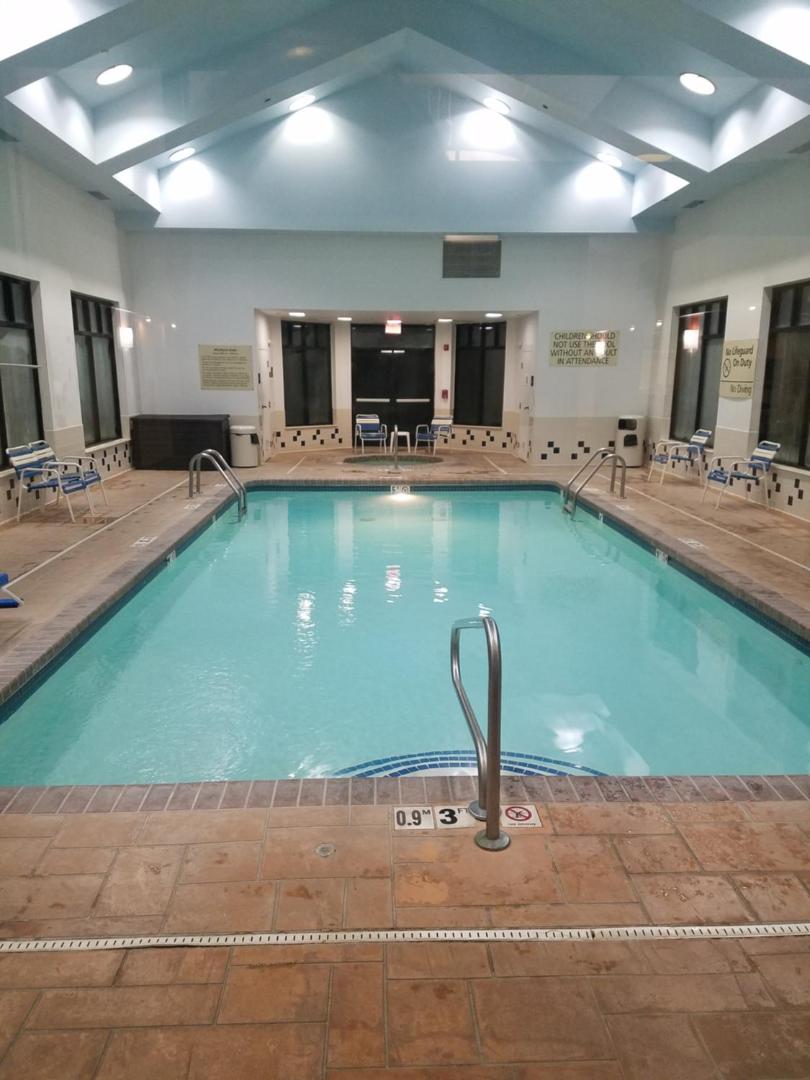 Hampton Inn & Suites Kansas City/Merriam