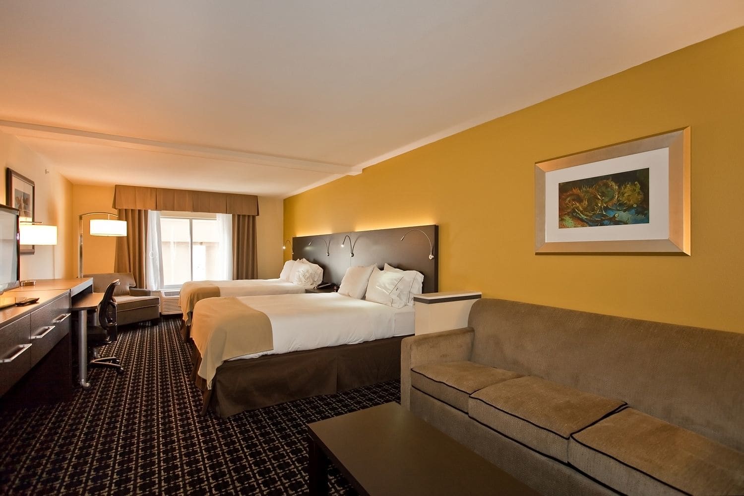 Holiday Inn Express Hotel & Suites Newton