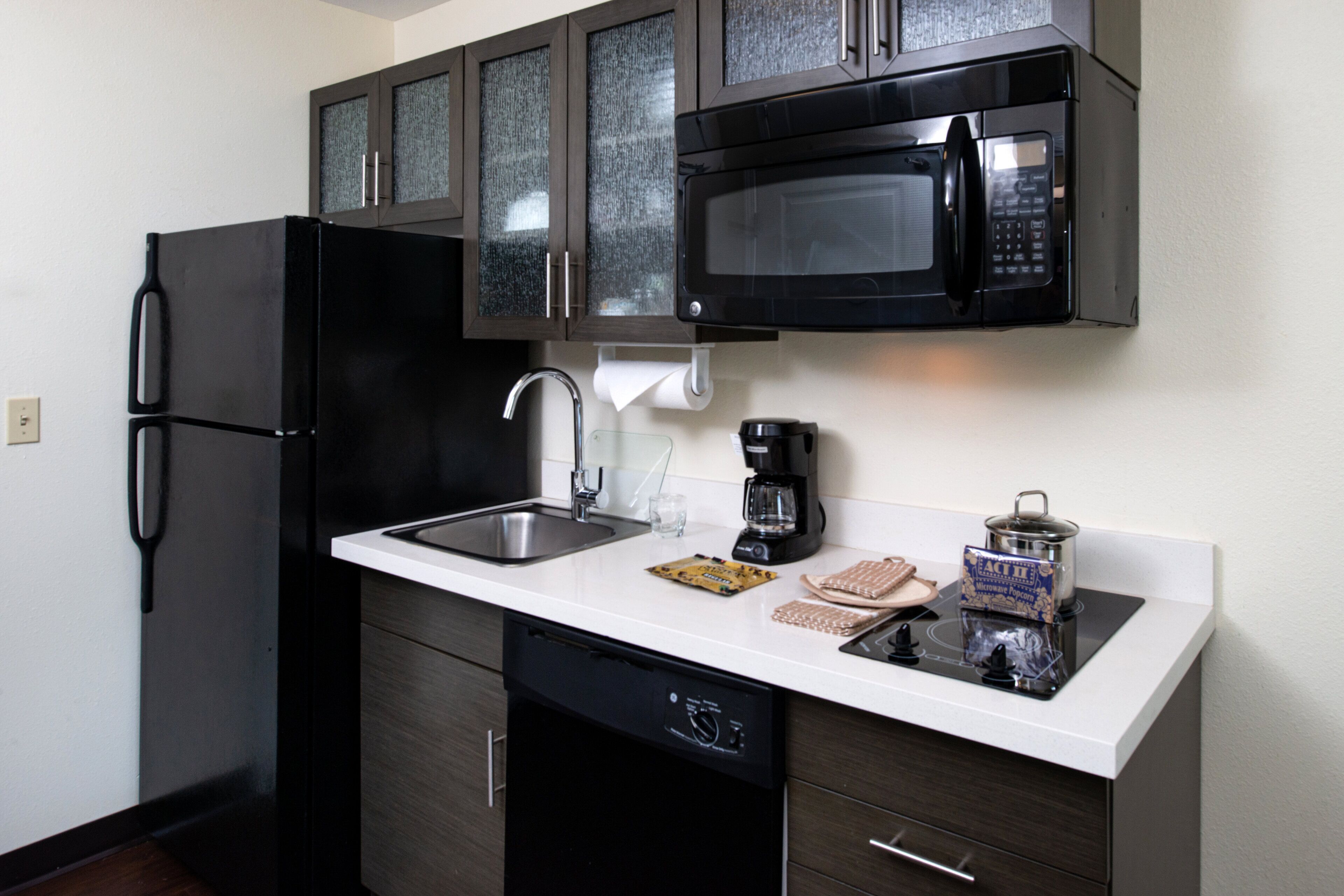 Candlewood Suites Olathe - Kansas City Area