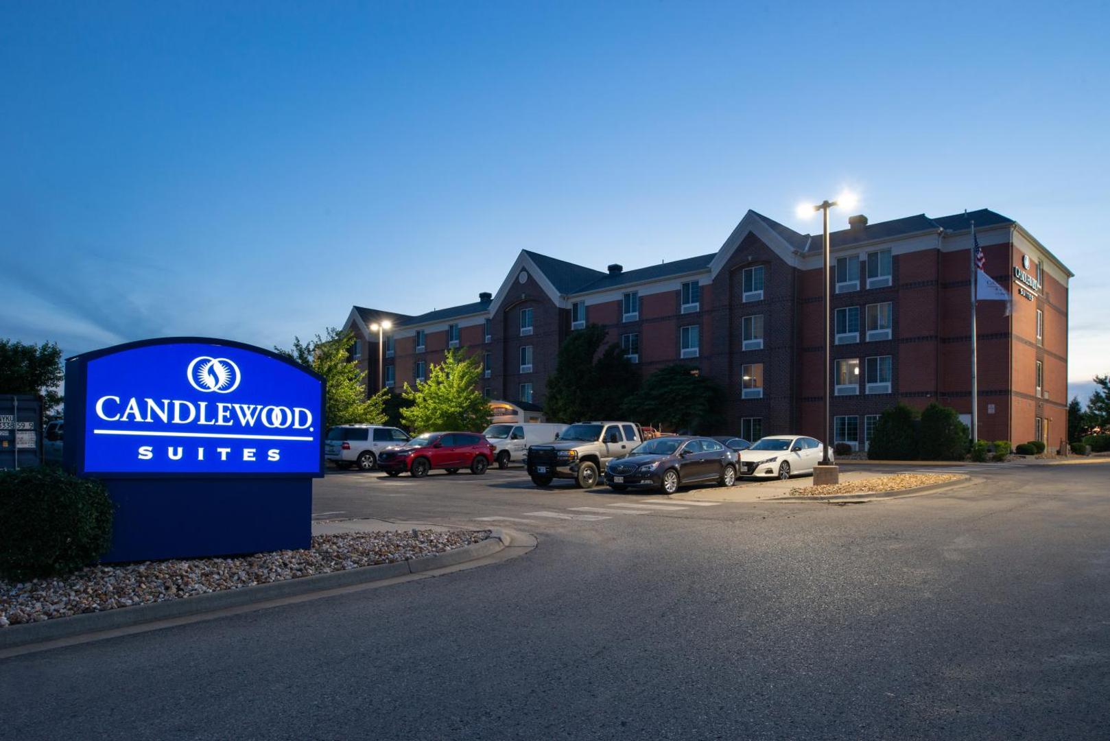 Candlewood Suites Olathe - Kansas City Area