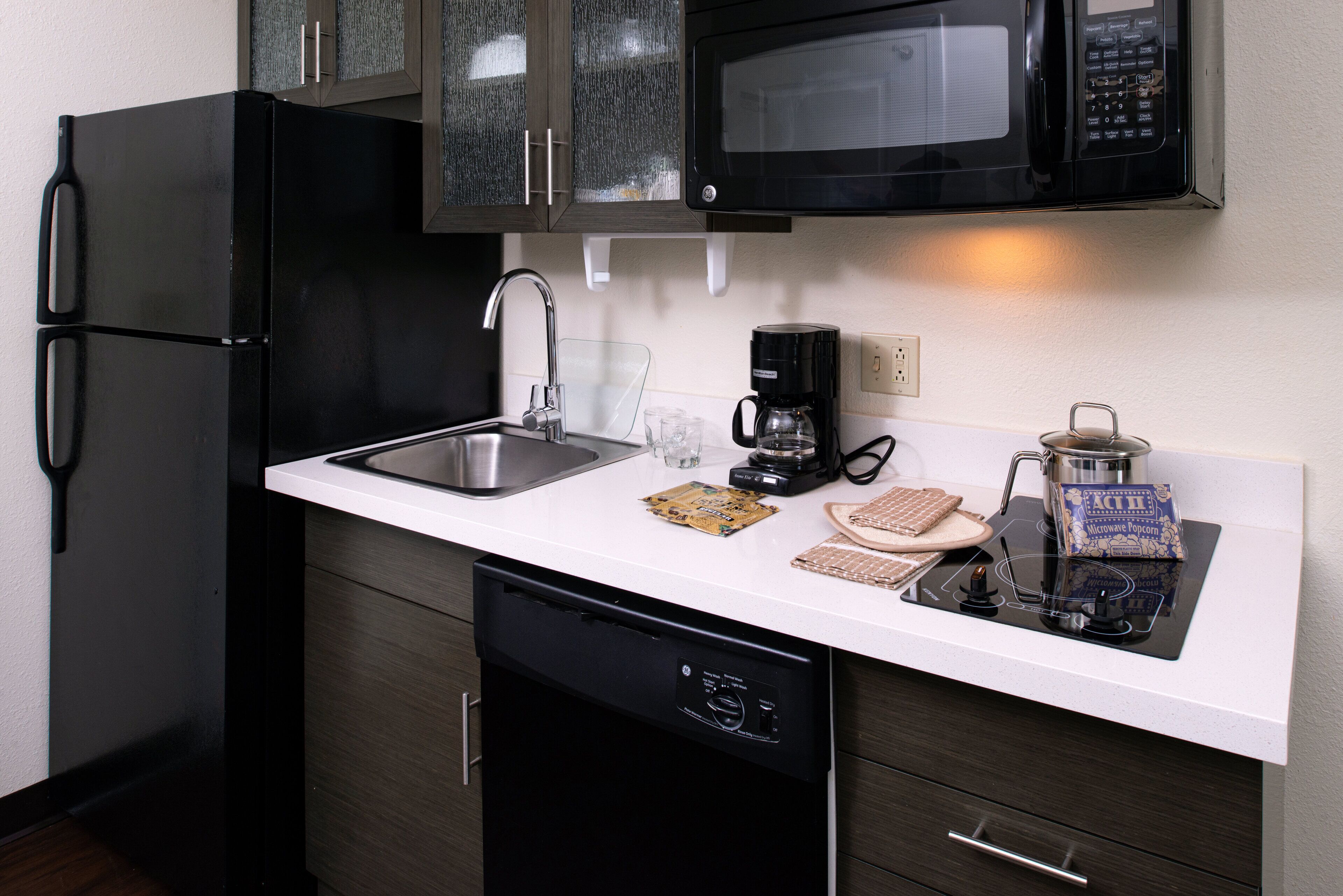 Candlewood Suites Olathe - Kansas City Area