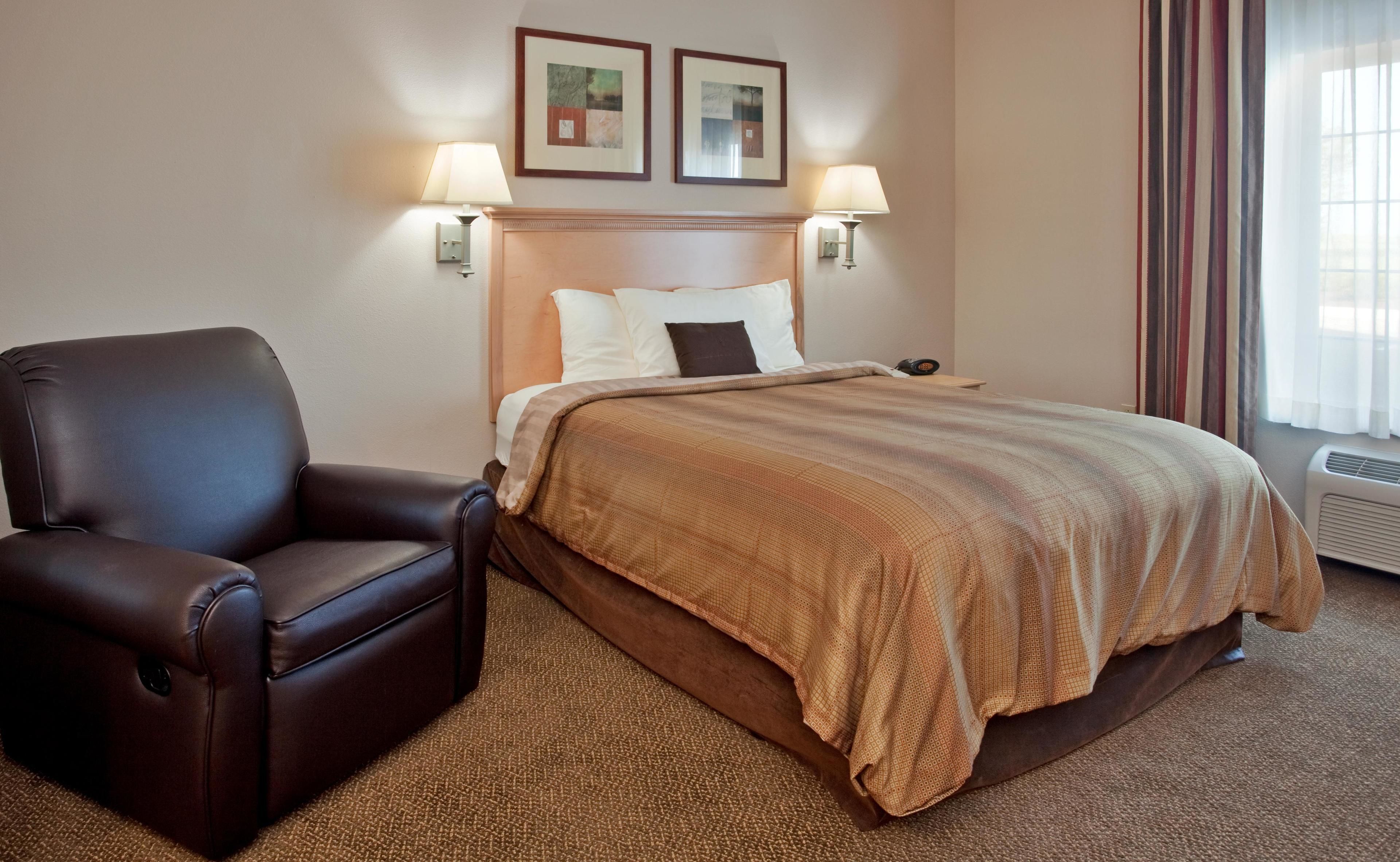 Candlewood Suites Olathe - Kansas City Area