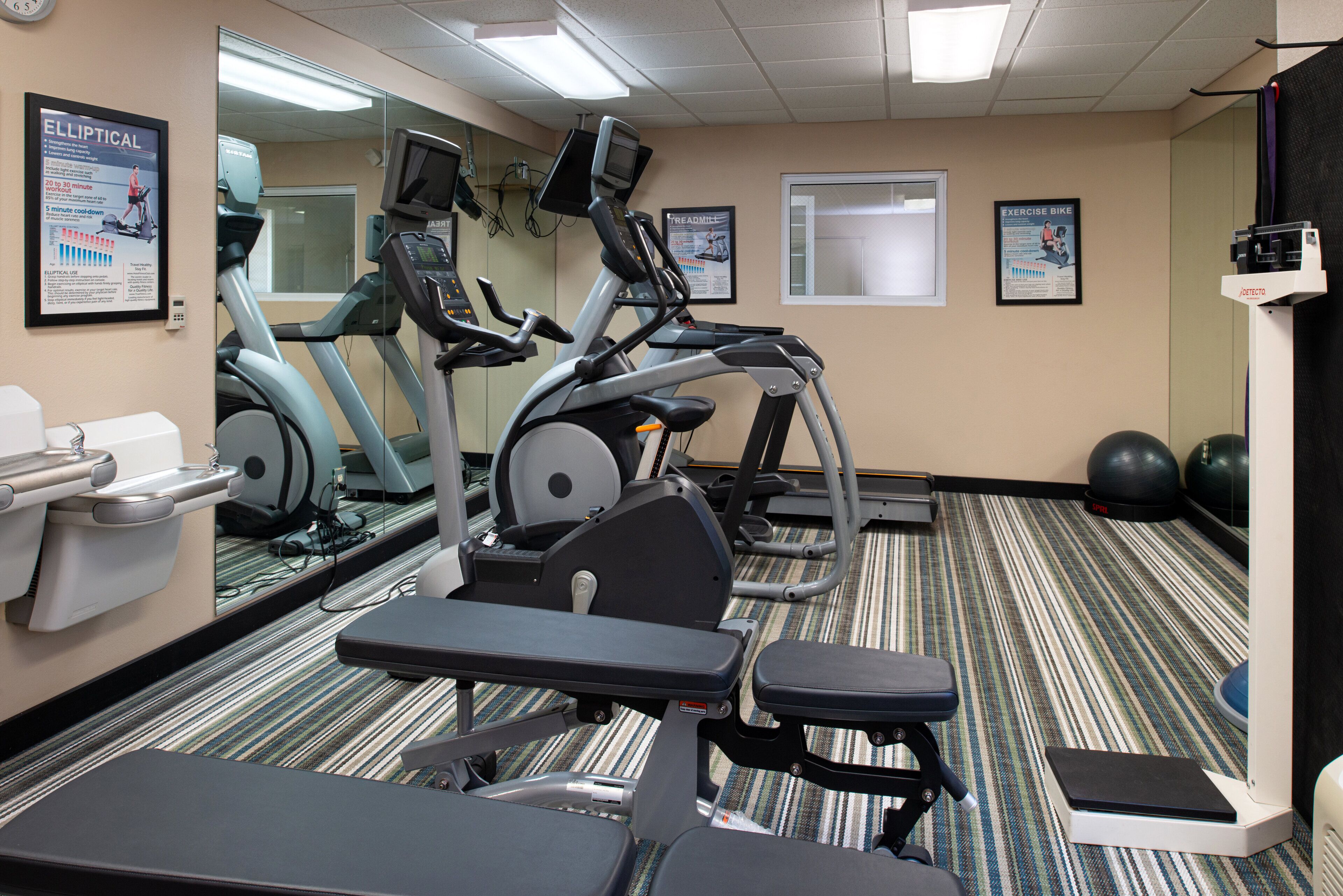 Candlewood Suites Olathe - Kansas City Area