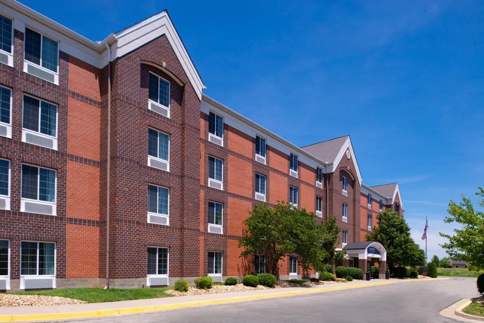 Candlewood Suites Olathe - Kansas City Area