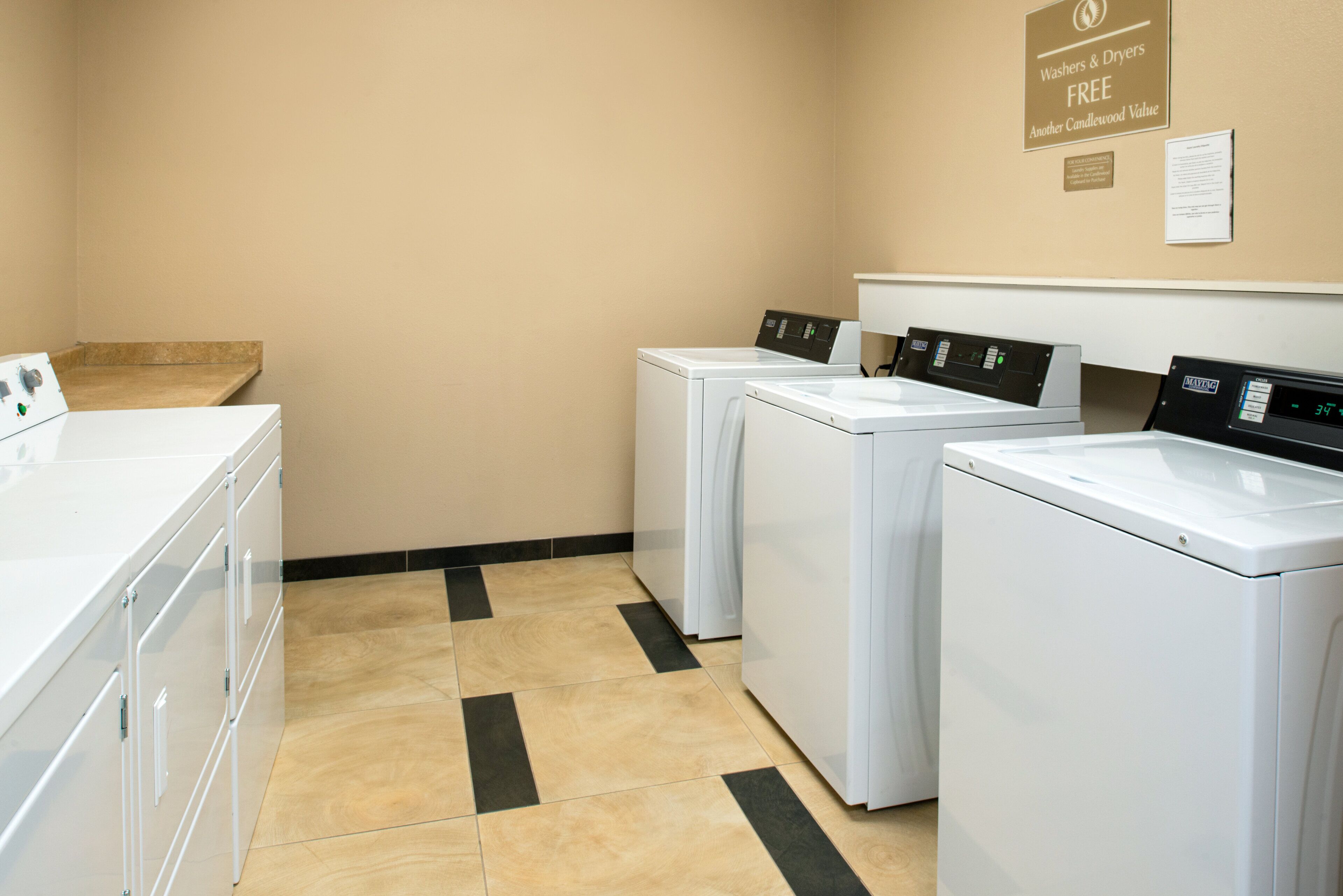 Candlewood Suites Olathe - Kansas City Area