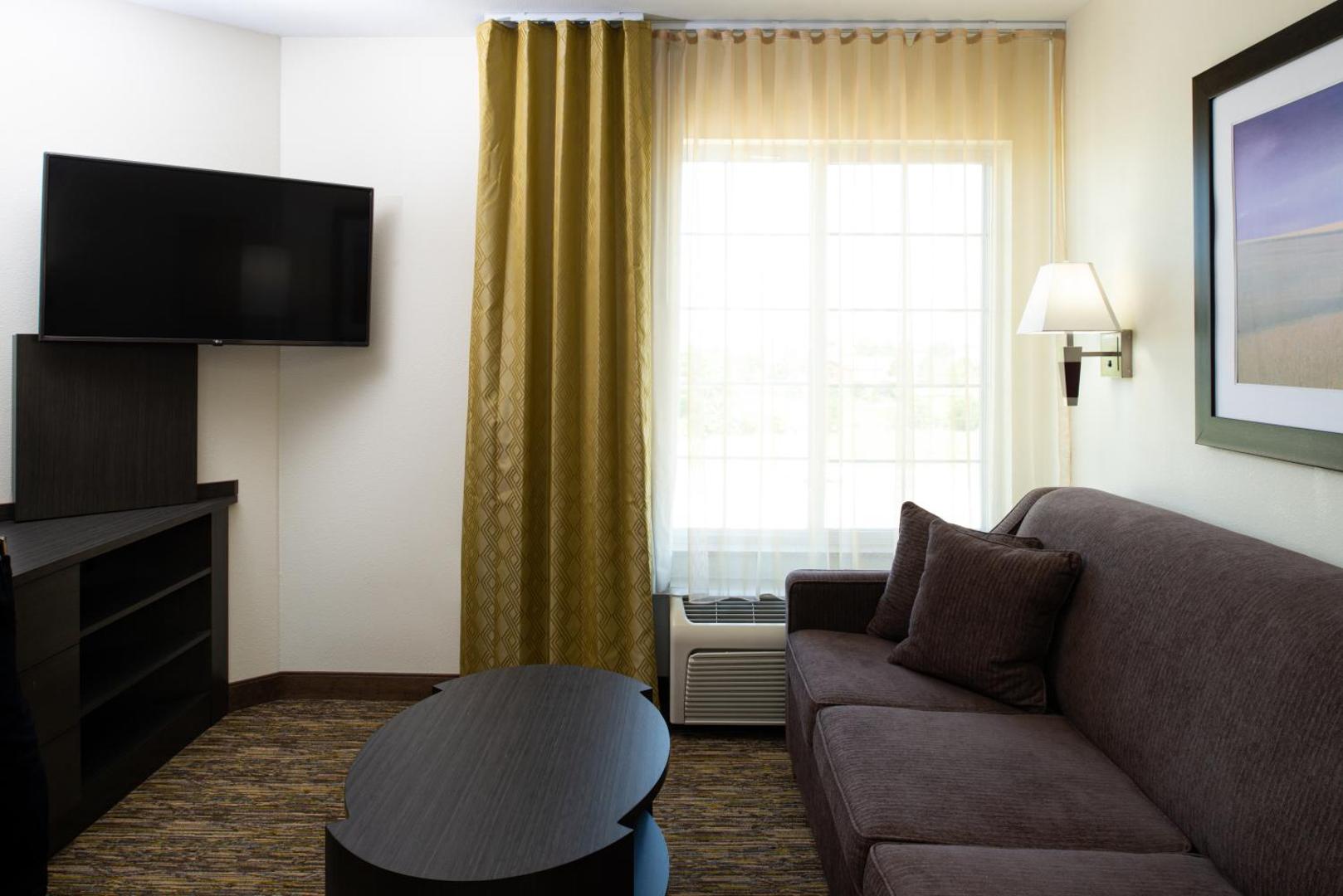 Candlewood Suites Olathe - Kansas City Area