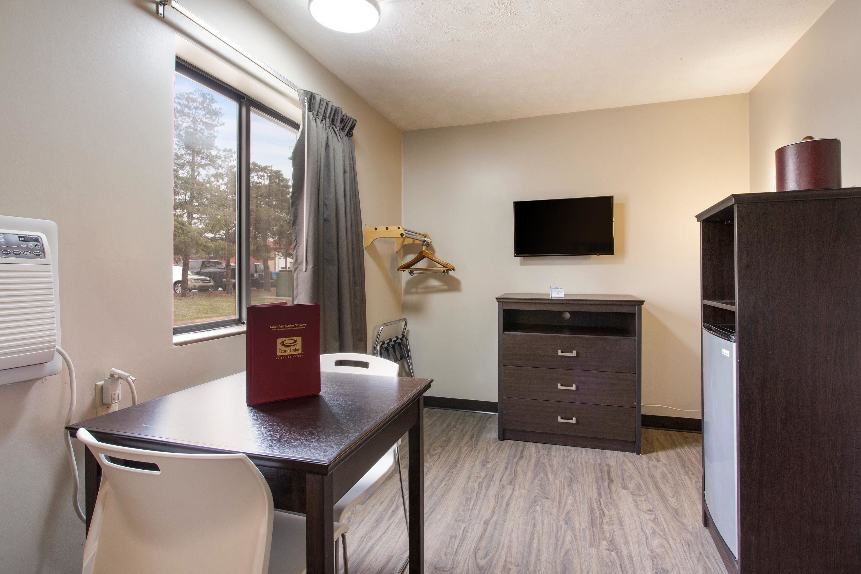Red Lion Inn & Suites Olathe Kansas City