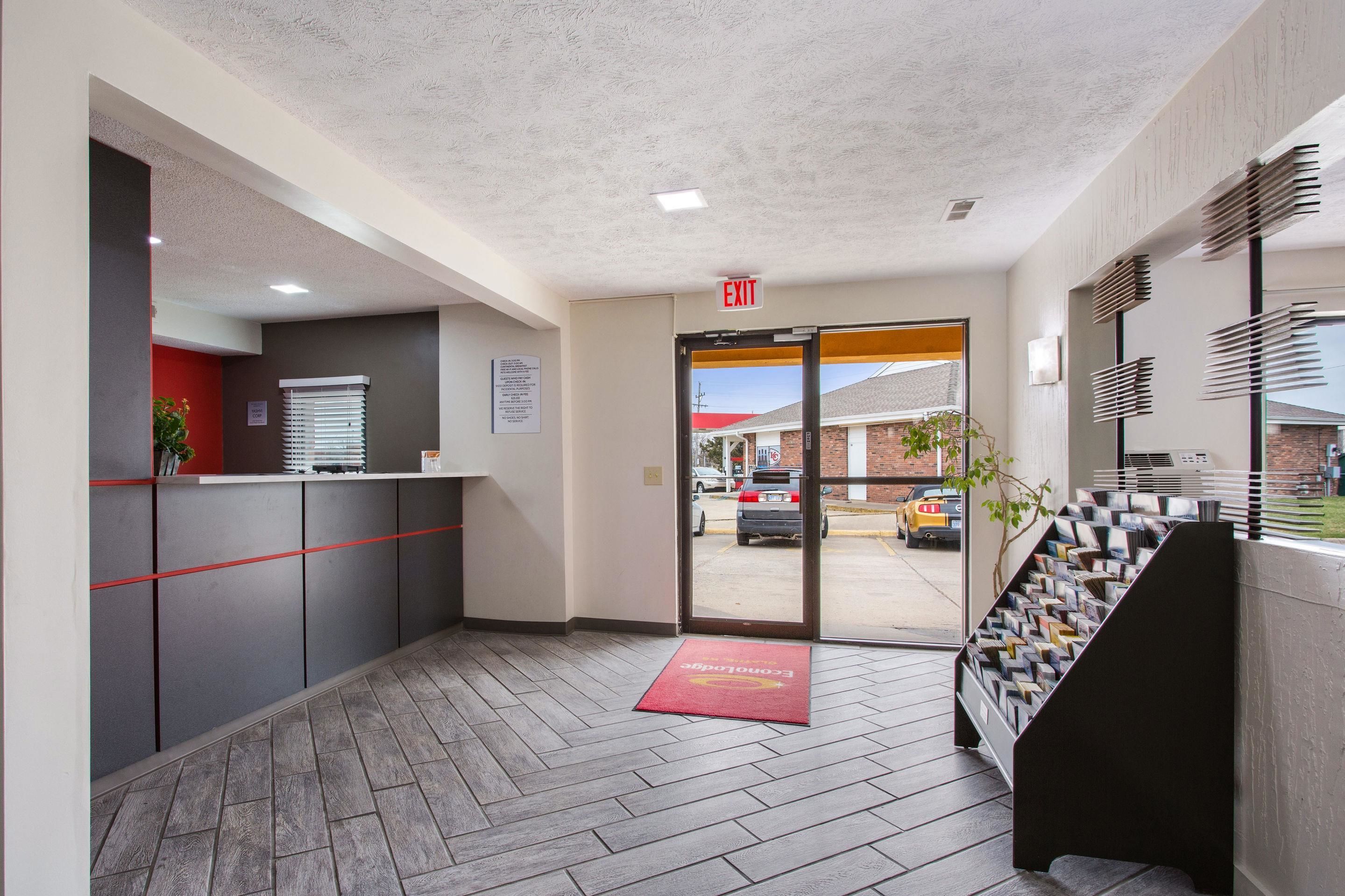 Red Lion Inn & Suites Olathe Kansas City
