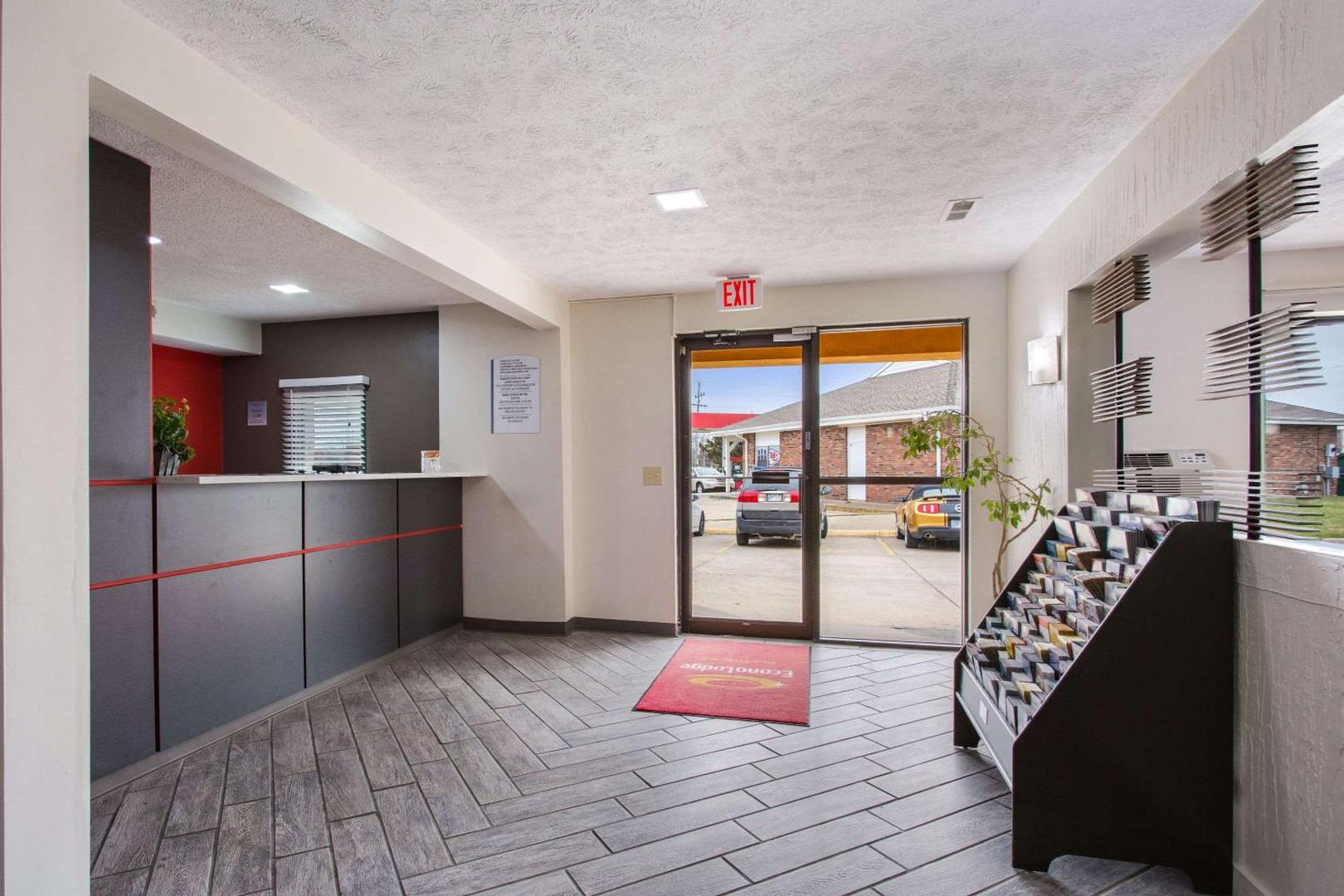 Red Lion Inn & Suites Olathe Kansas City