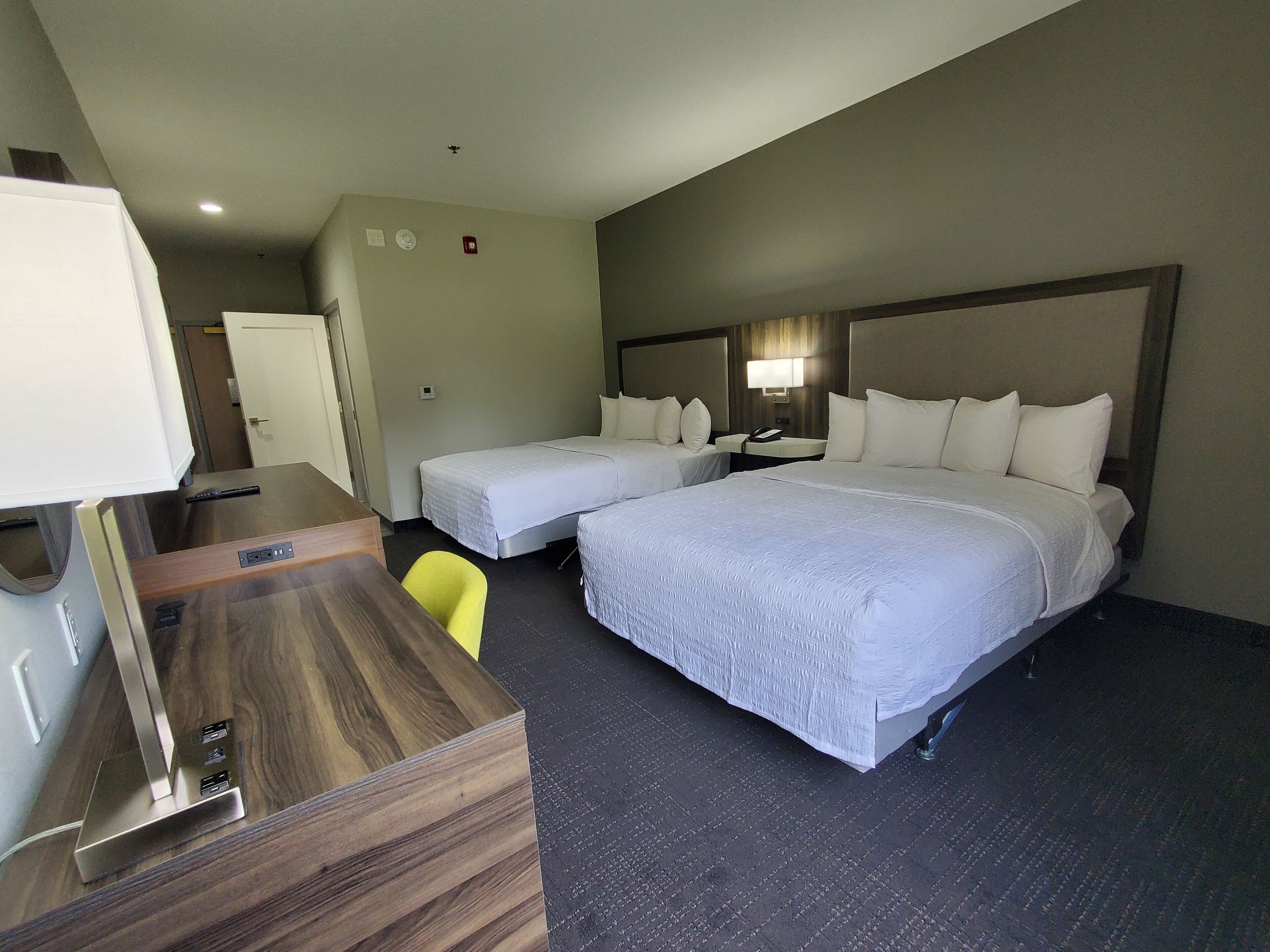 Hampton Inn Olathe