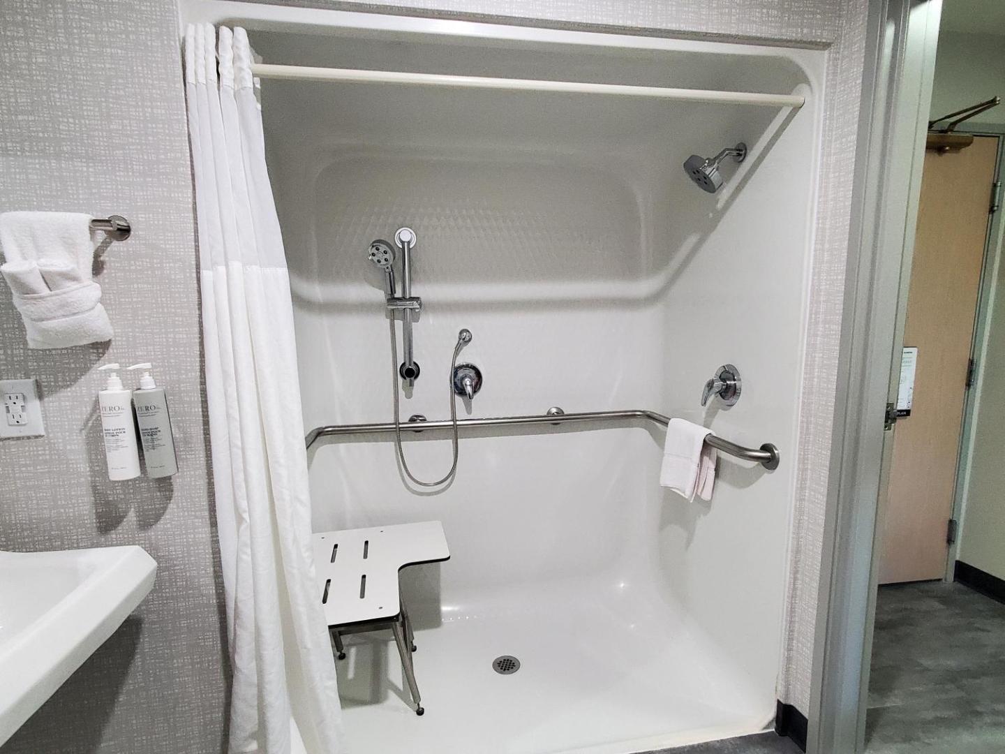 Hampton Inn Olathe