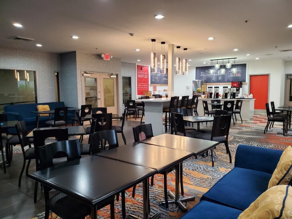 Hampton Inn Olathe