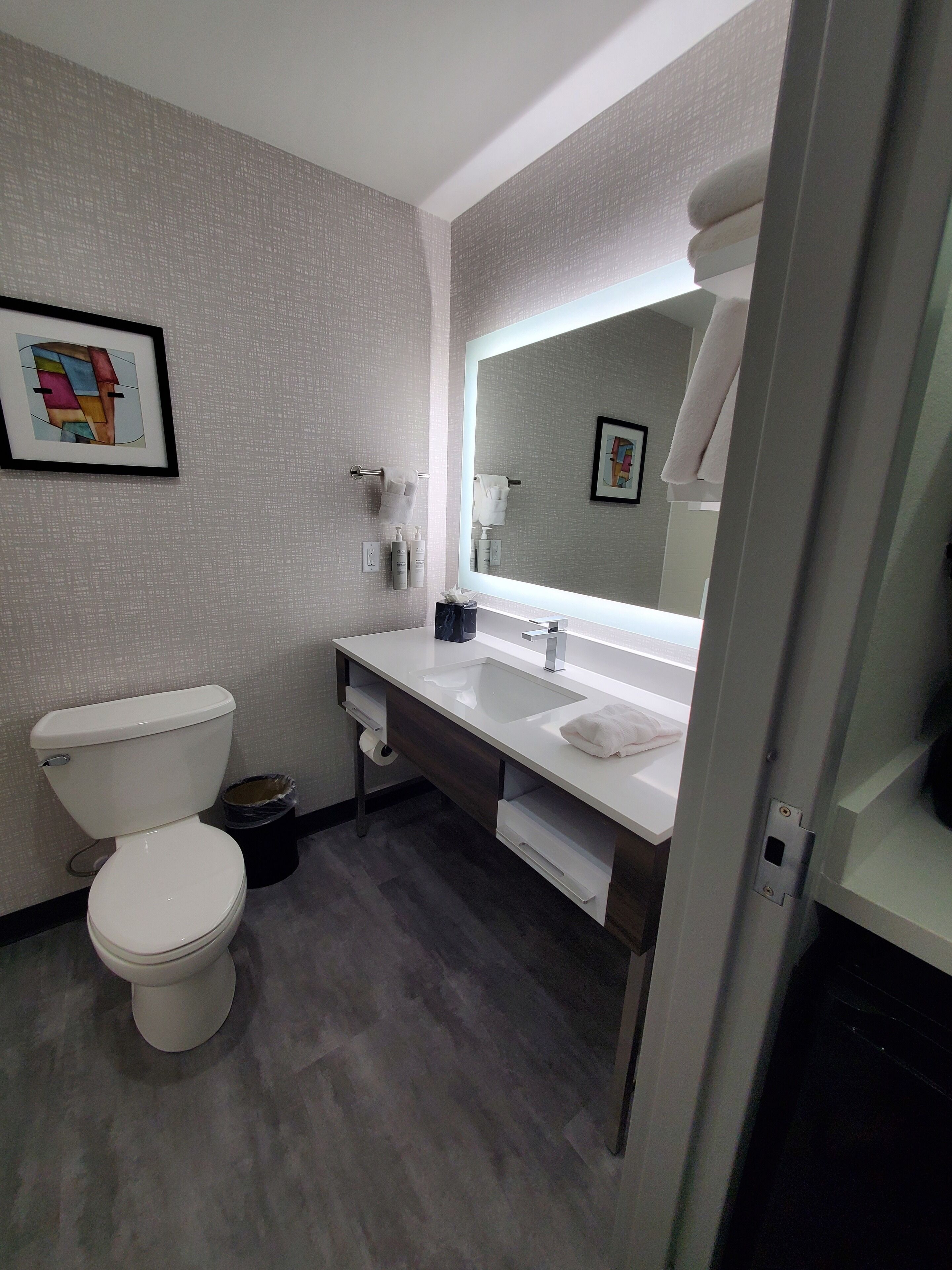 Hampton Inn Olathe
