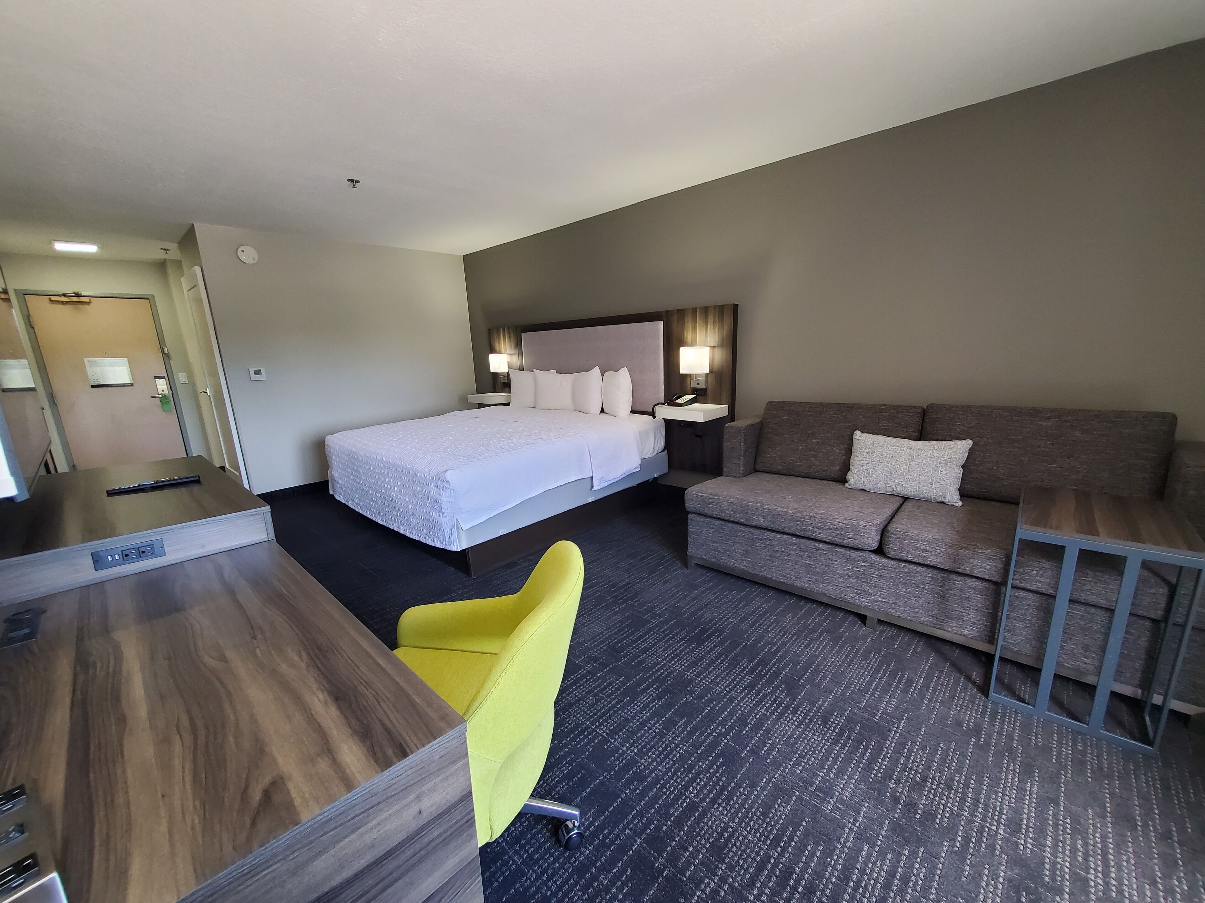 Hampton Inn Olathe