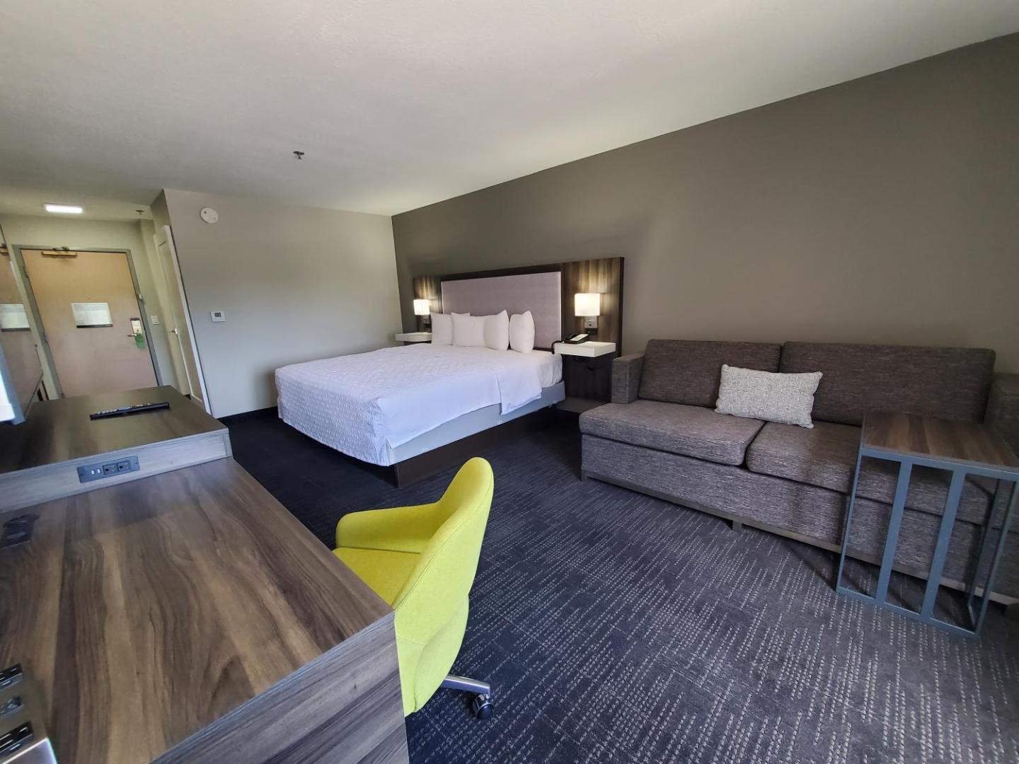 Hampton Inn Olathe