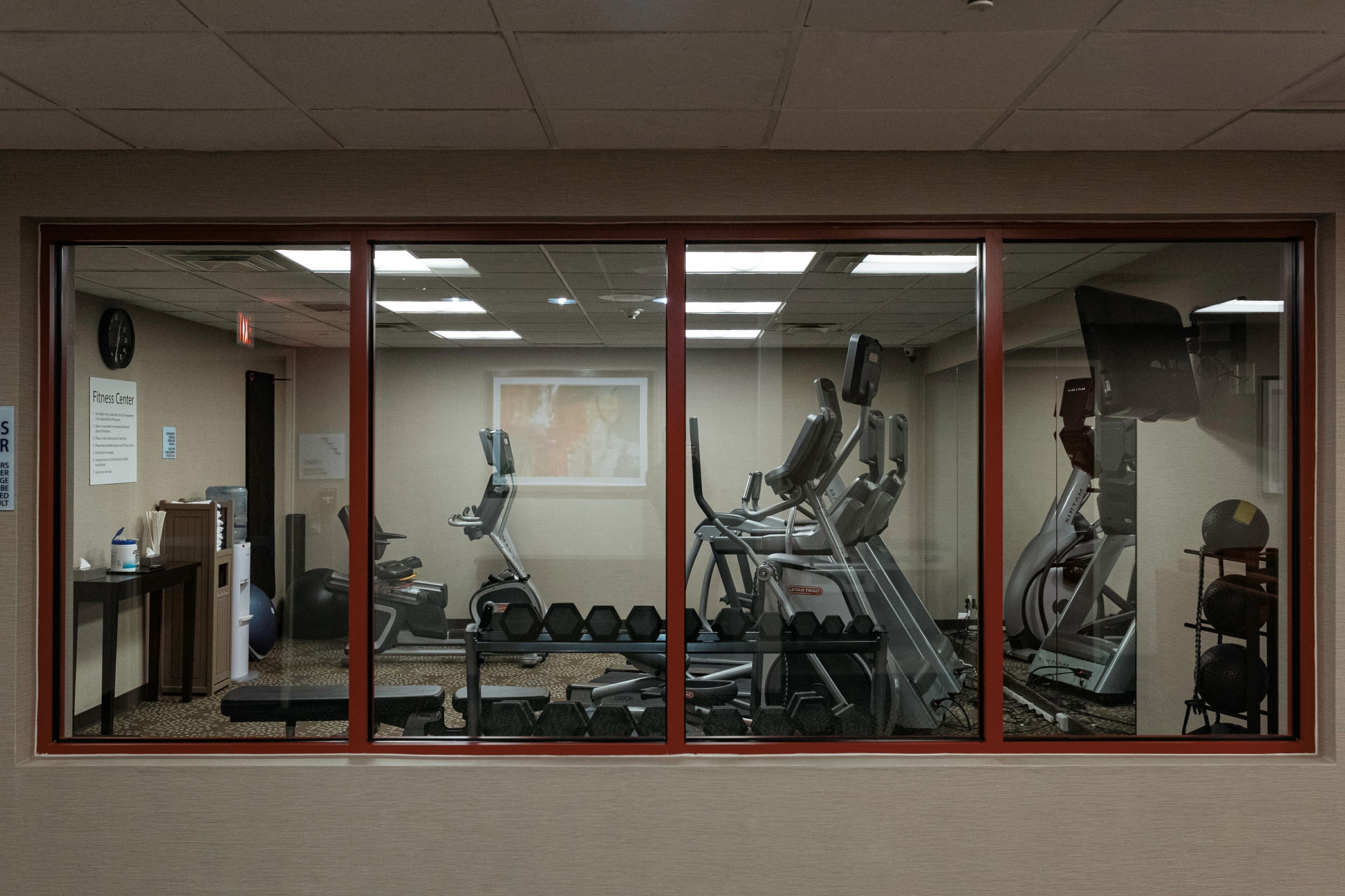 Holiday Inn Express & Suites Olathe North