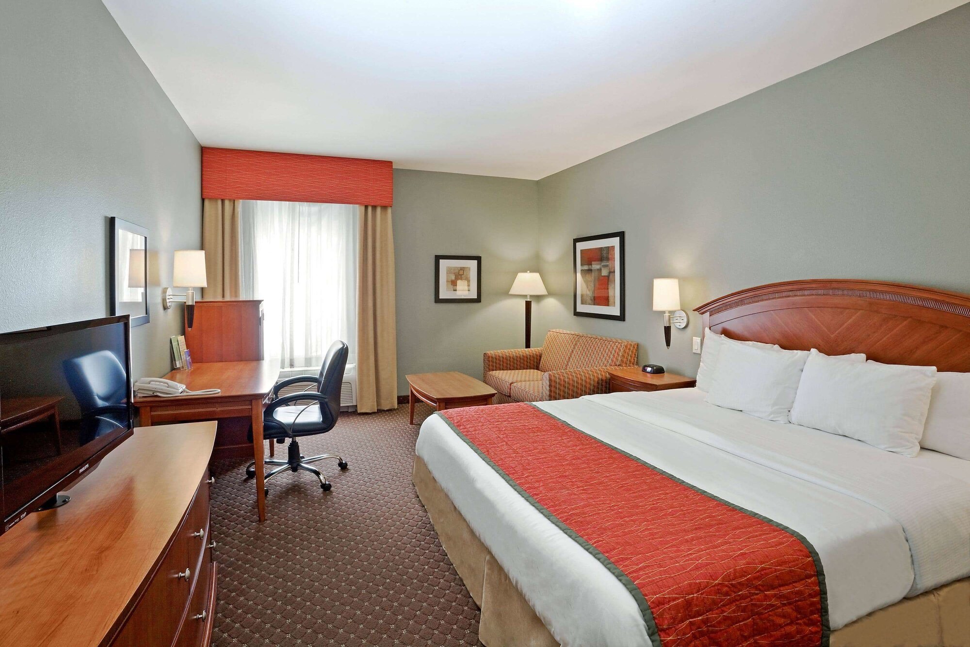 La Quinta Inn & Suites by Wyndham Olathe