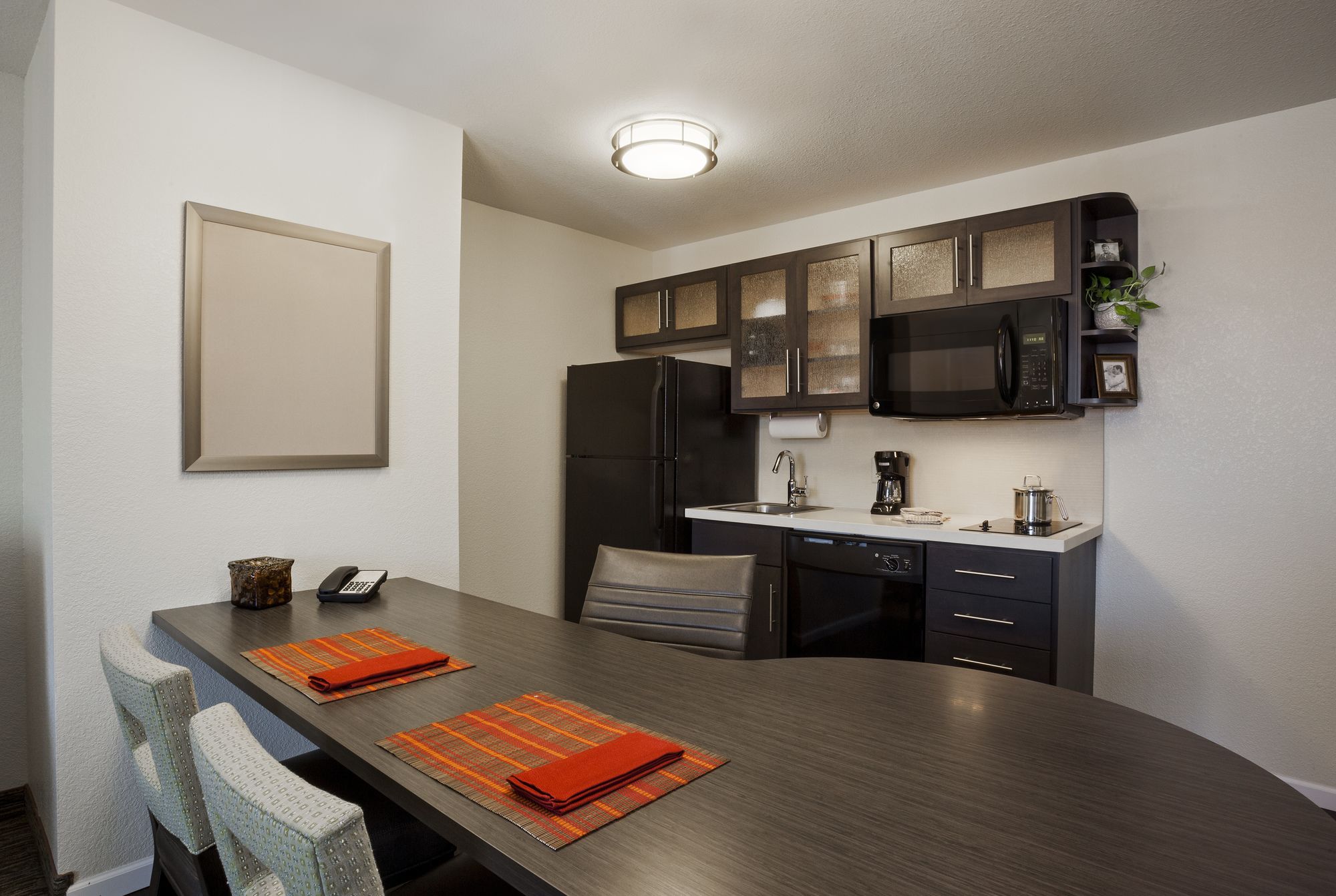 MainStay Suites Kansas City Overland Park
