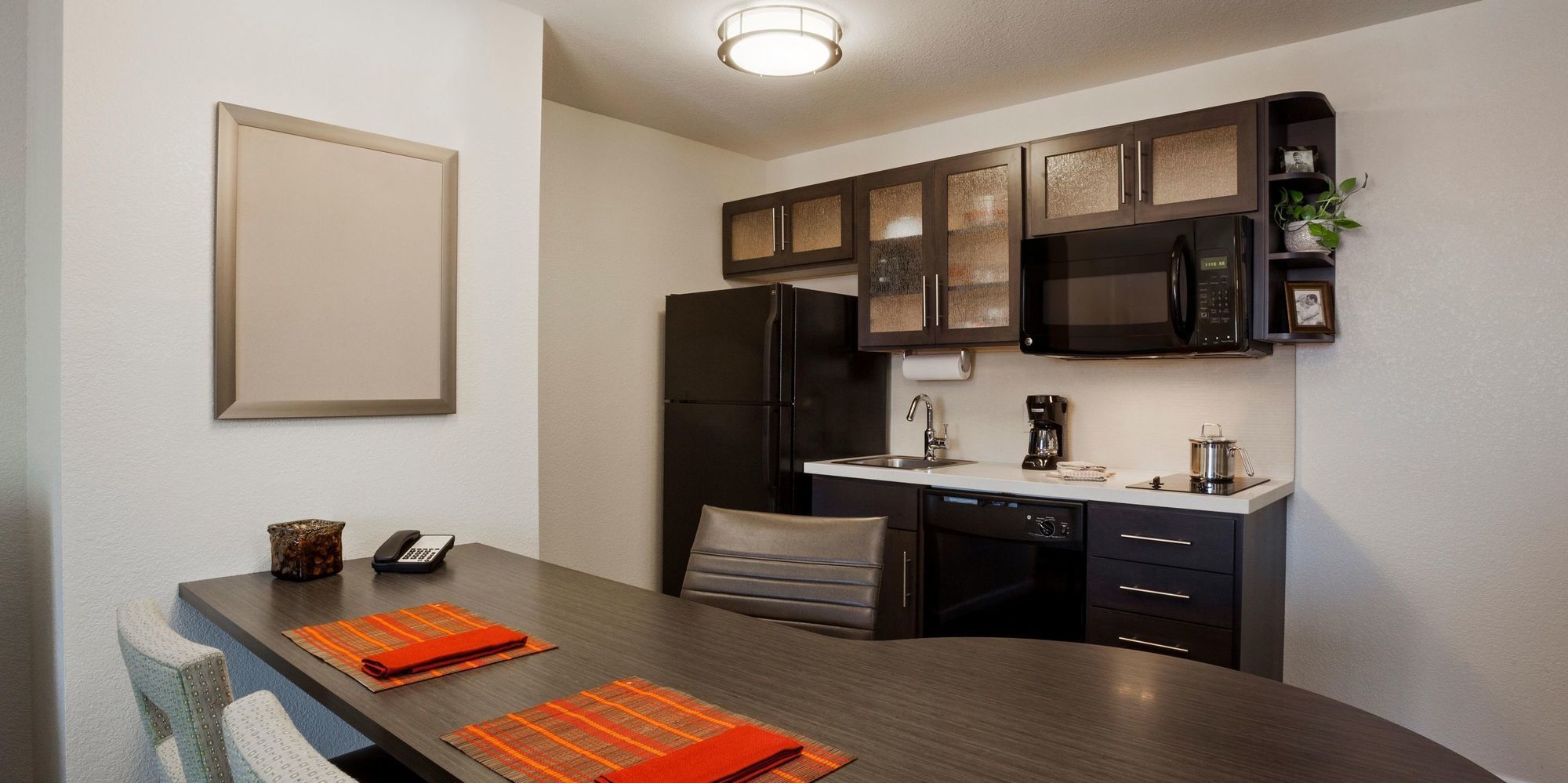 MainStay Suites Kansas City Overland Park