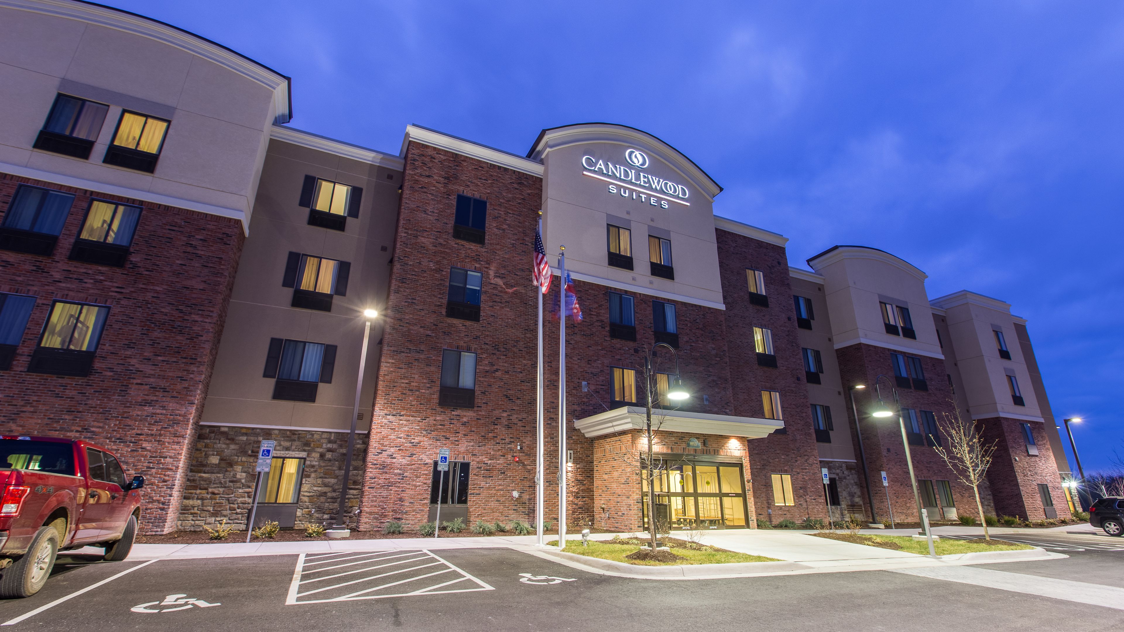Candlewood Suites Overland Park - W 135th St.