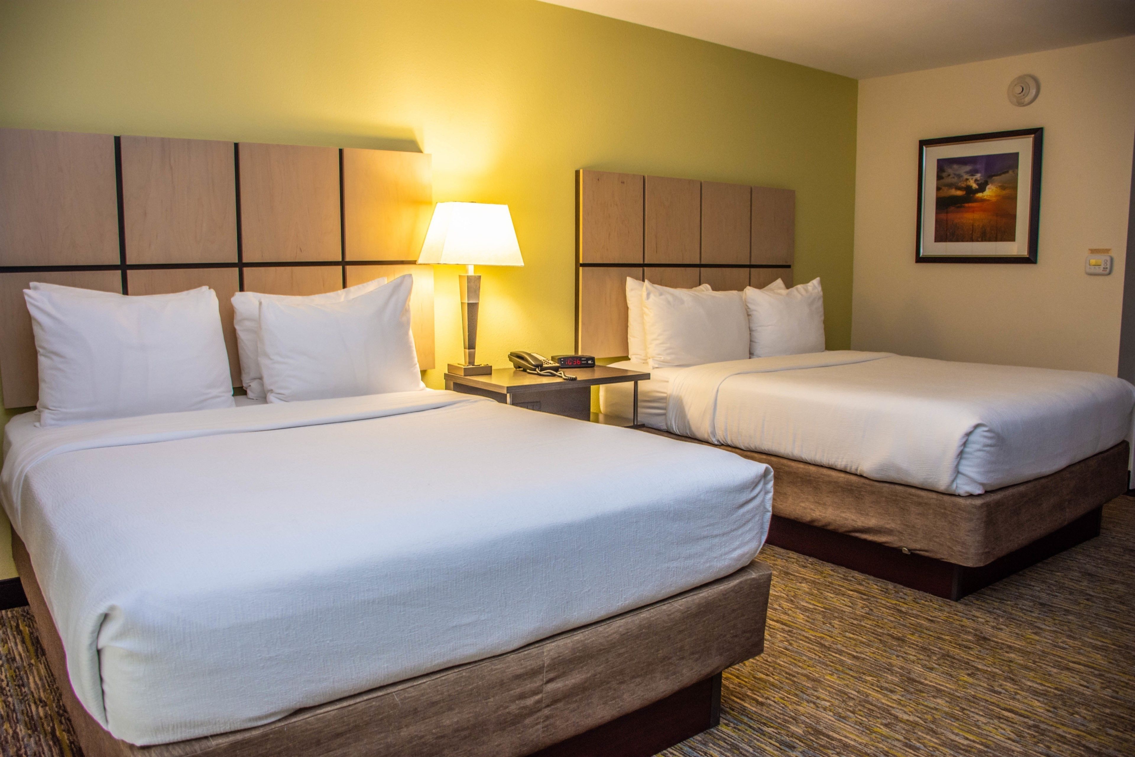 Candlewood Suites Overland Park - W 135th St.