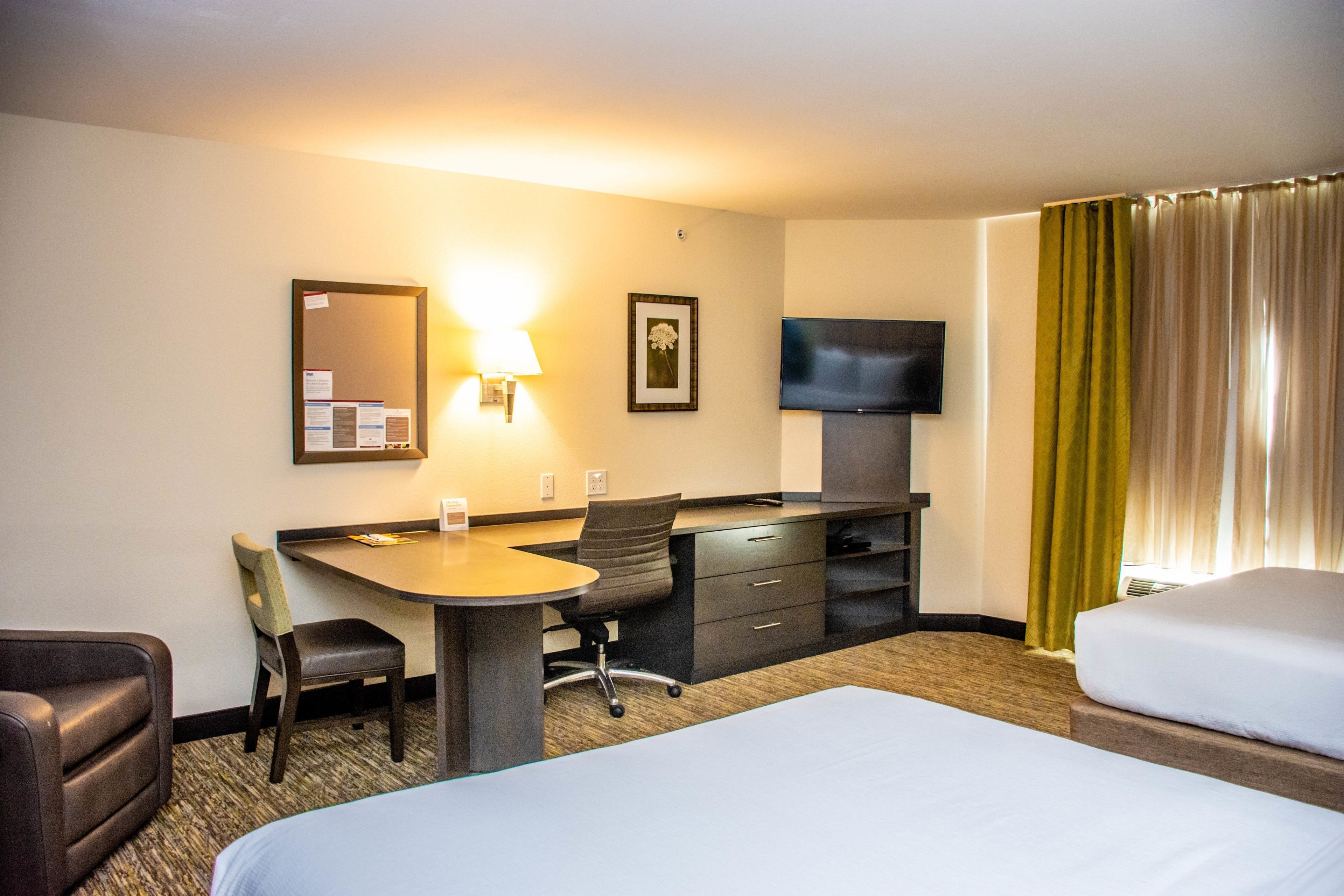 Candlewood Suites Overland Park - W 135th St.