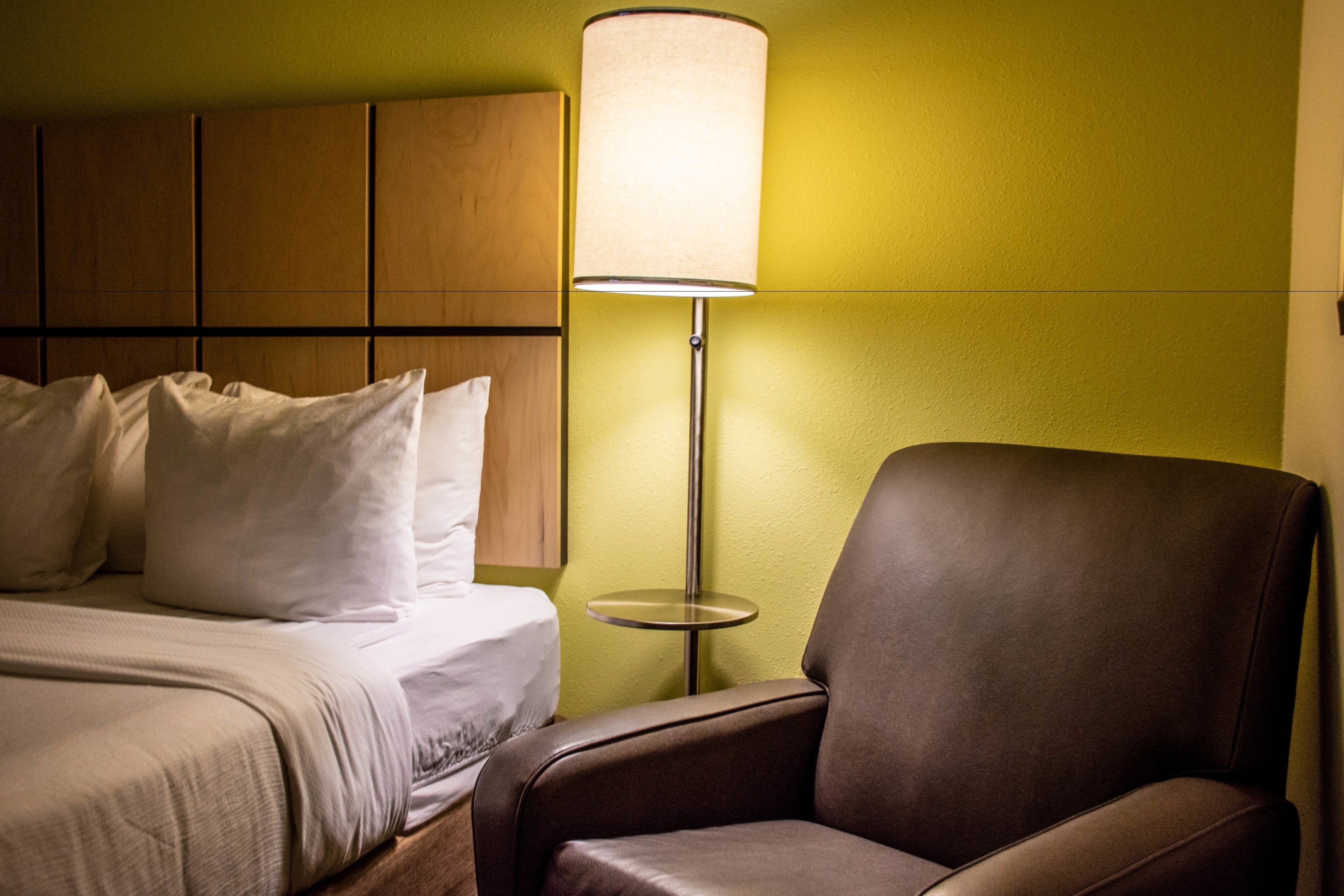 Candlewood Suites Overland Park - W 135th St.