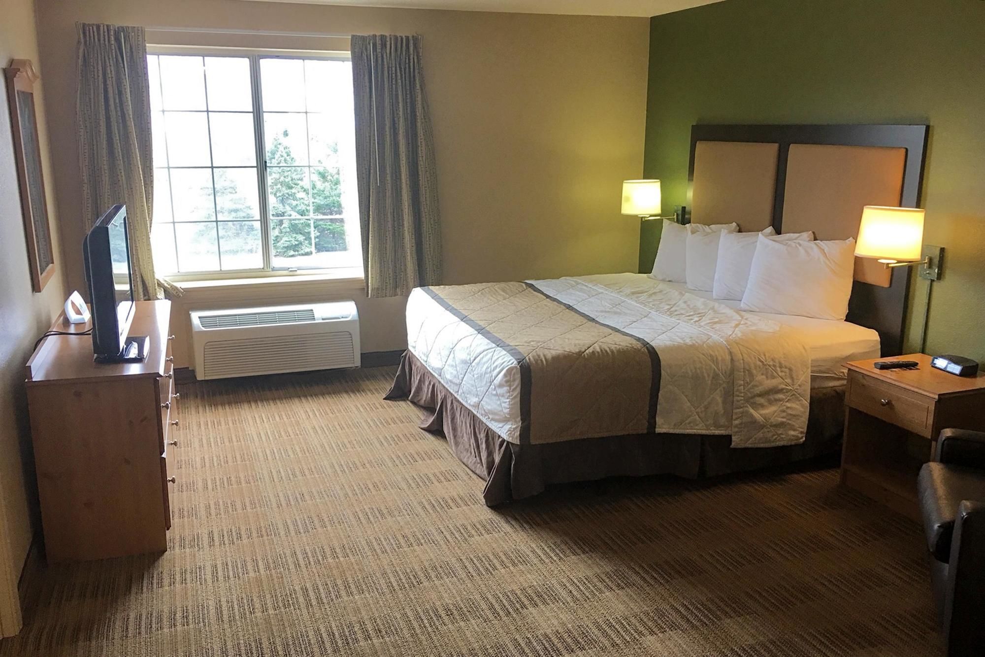 Extended Stay America Kansas City Overland Park Nall Ave.