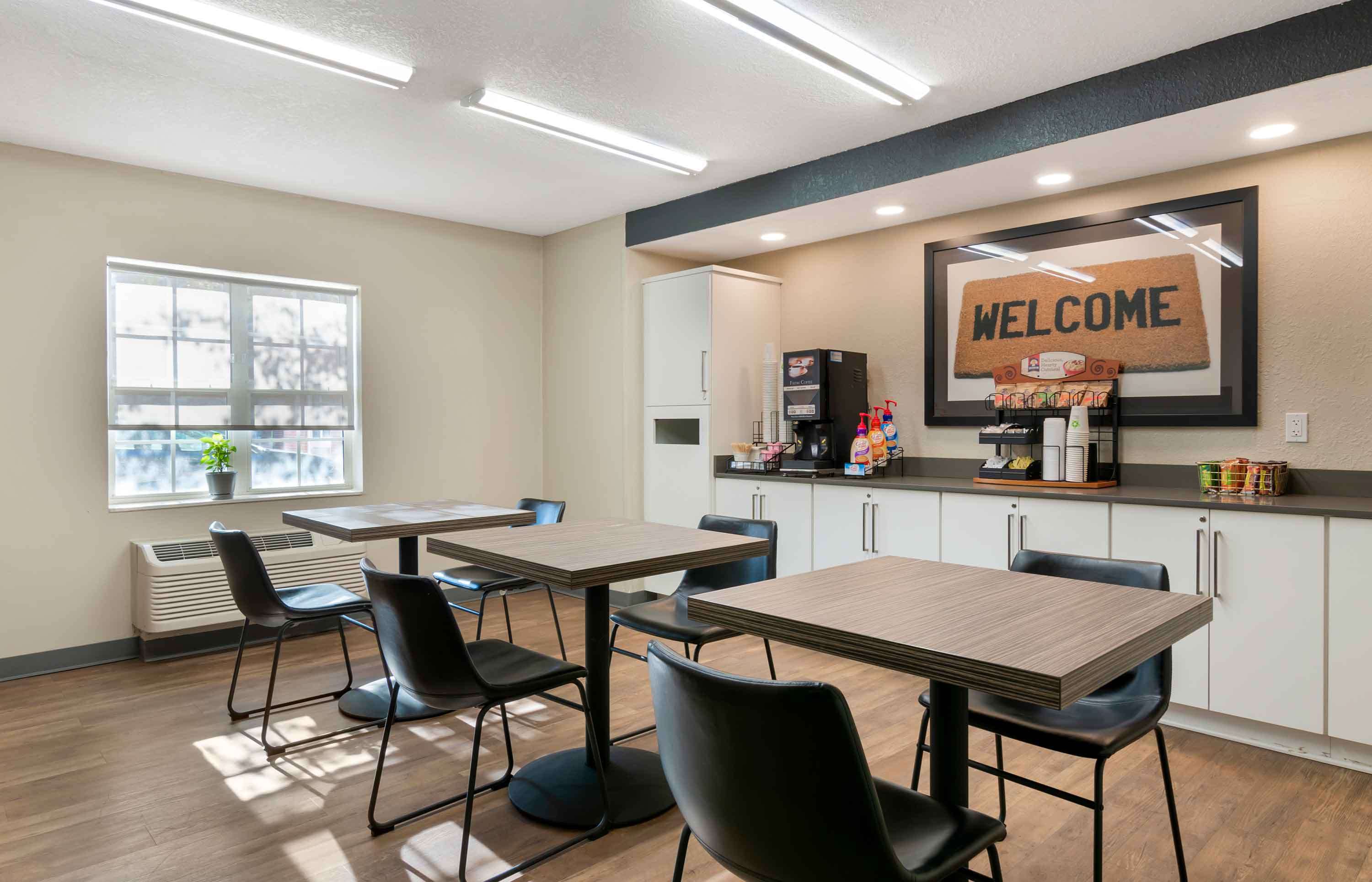 Extended Stay America Kansas City Overland Park Quivira Rd.