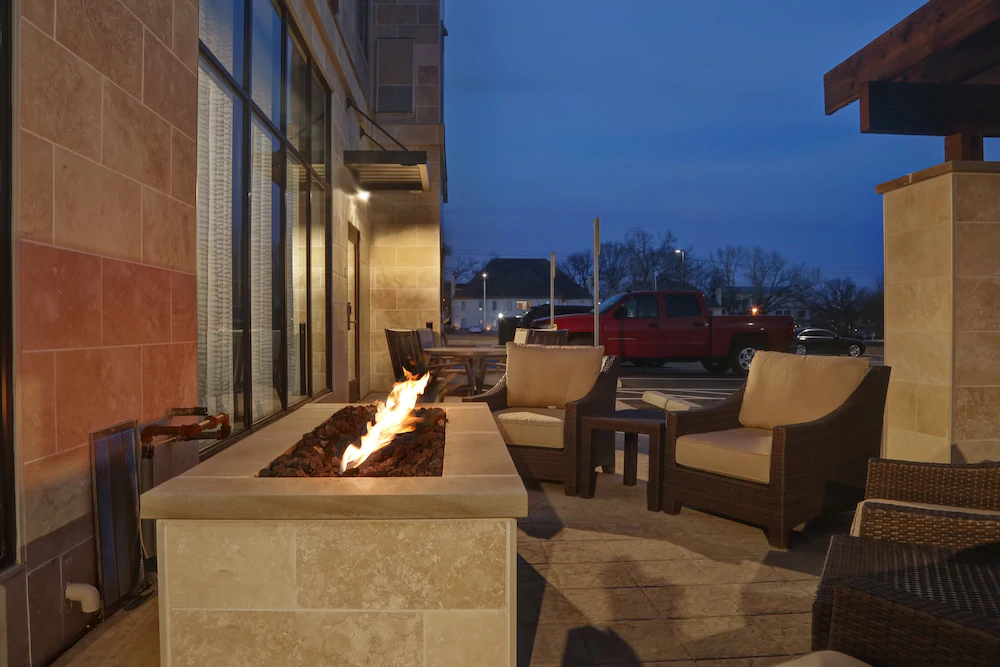 Staybridge Suites Overland Park-Kansas City Area