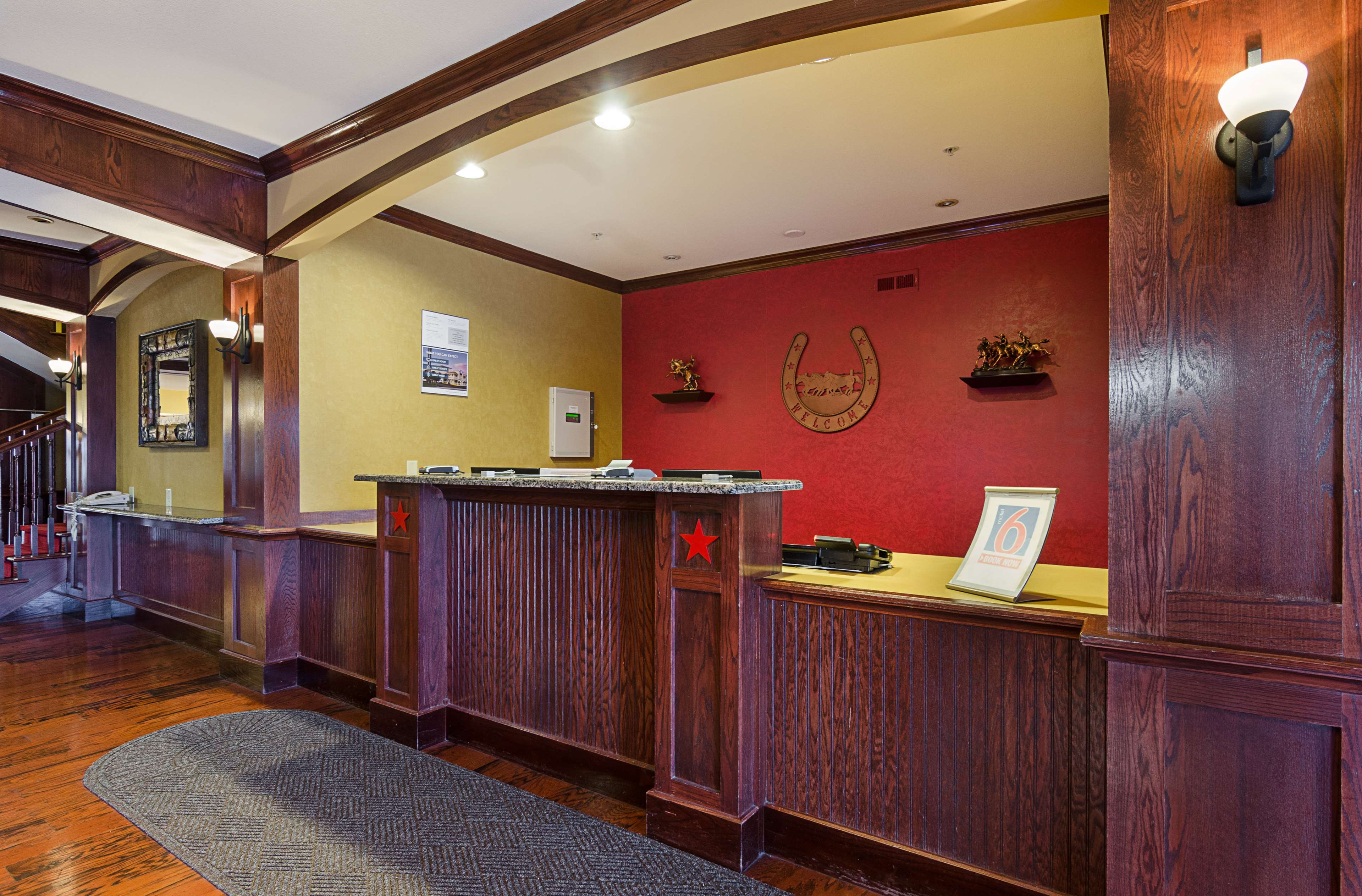 Motel 6 Park City KS