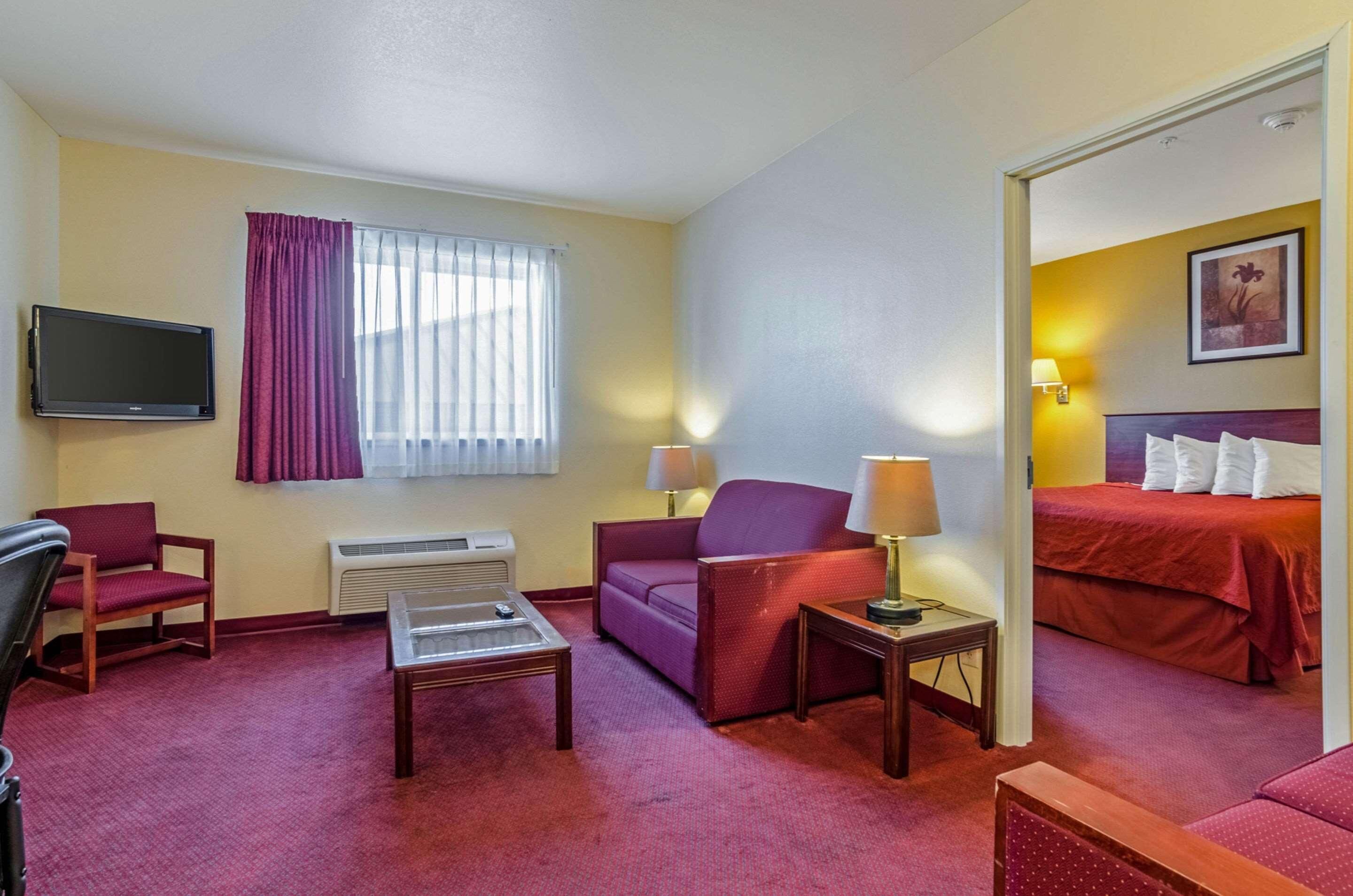 Holiday Inn Express Wichita North Park City