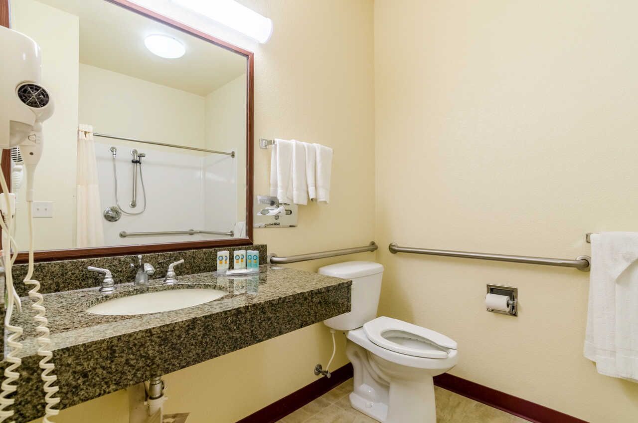 Holiday Inn Express Wichita North Park City