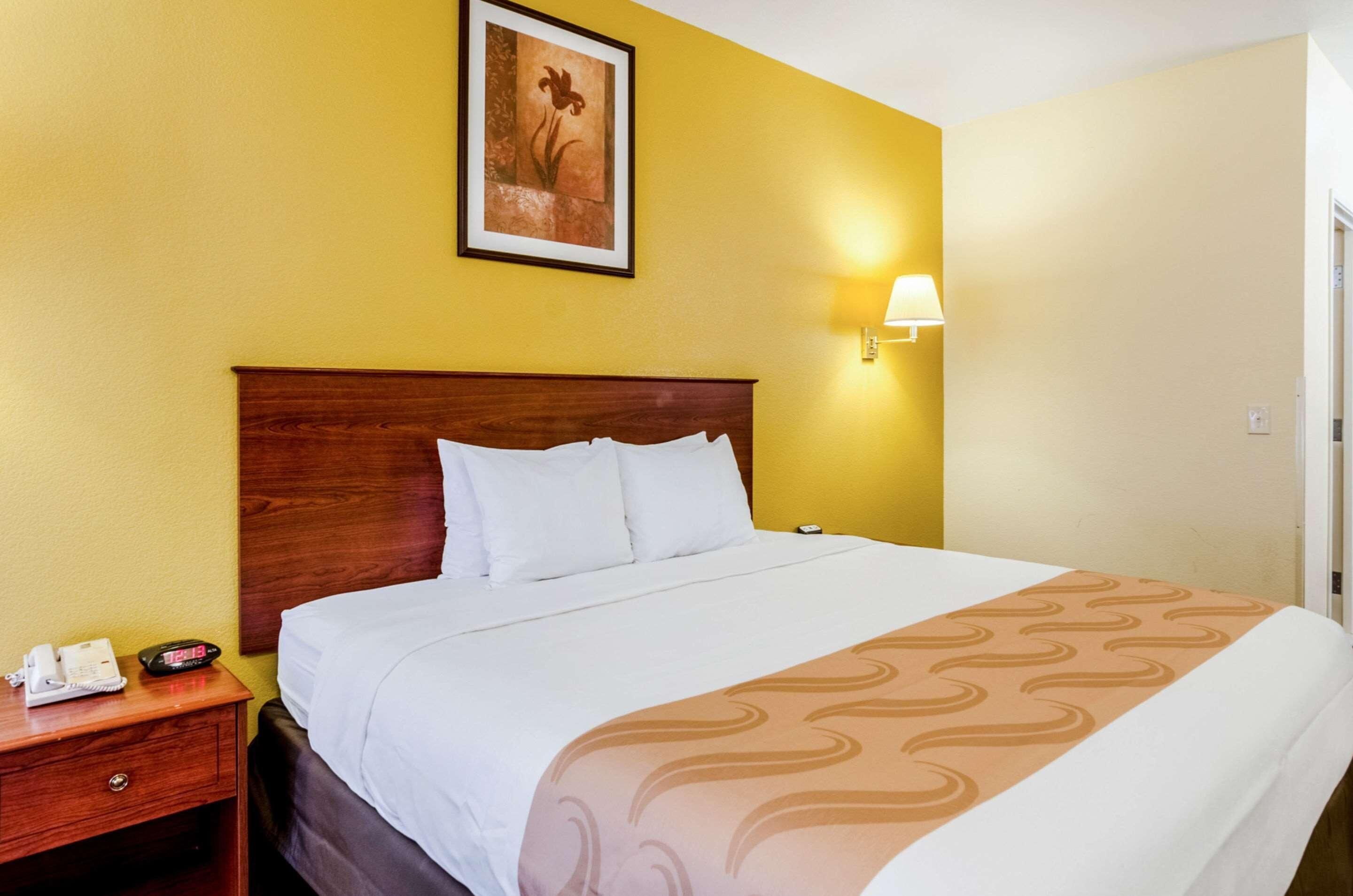 Holiday Inn Express Wichita North Park City