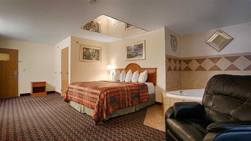 Best Western Parsons Inn