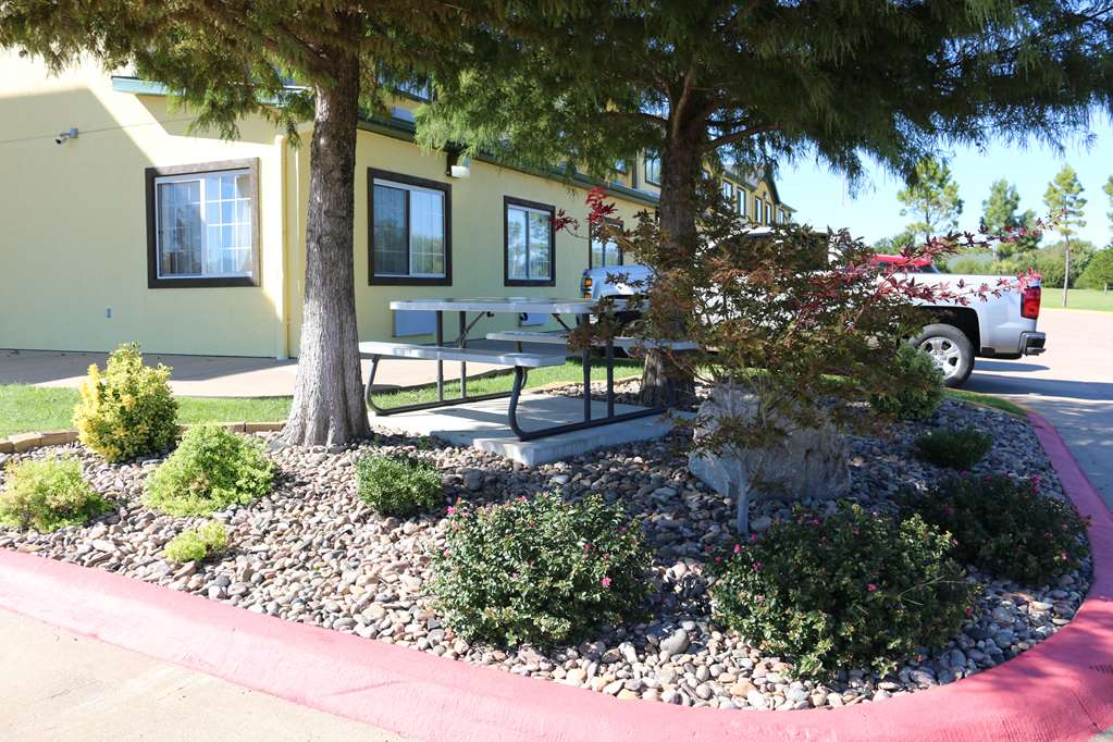 Best Western Parsons Inn
