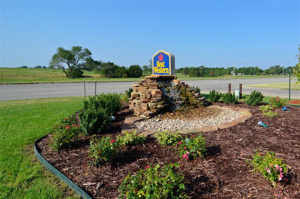 Best Western Parsons Inn