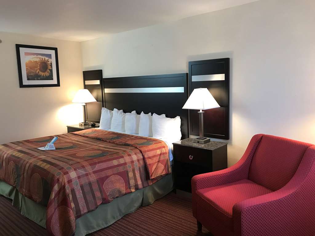 Best Western Parsons Inn