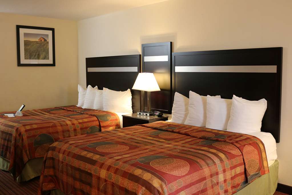 Best Western Parsons Inn
