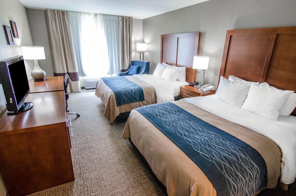 Comfort Inn & Suites